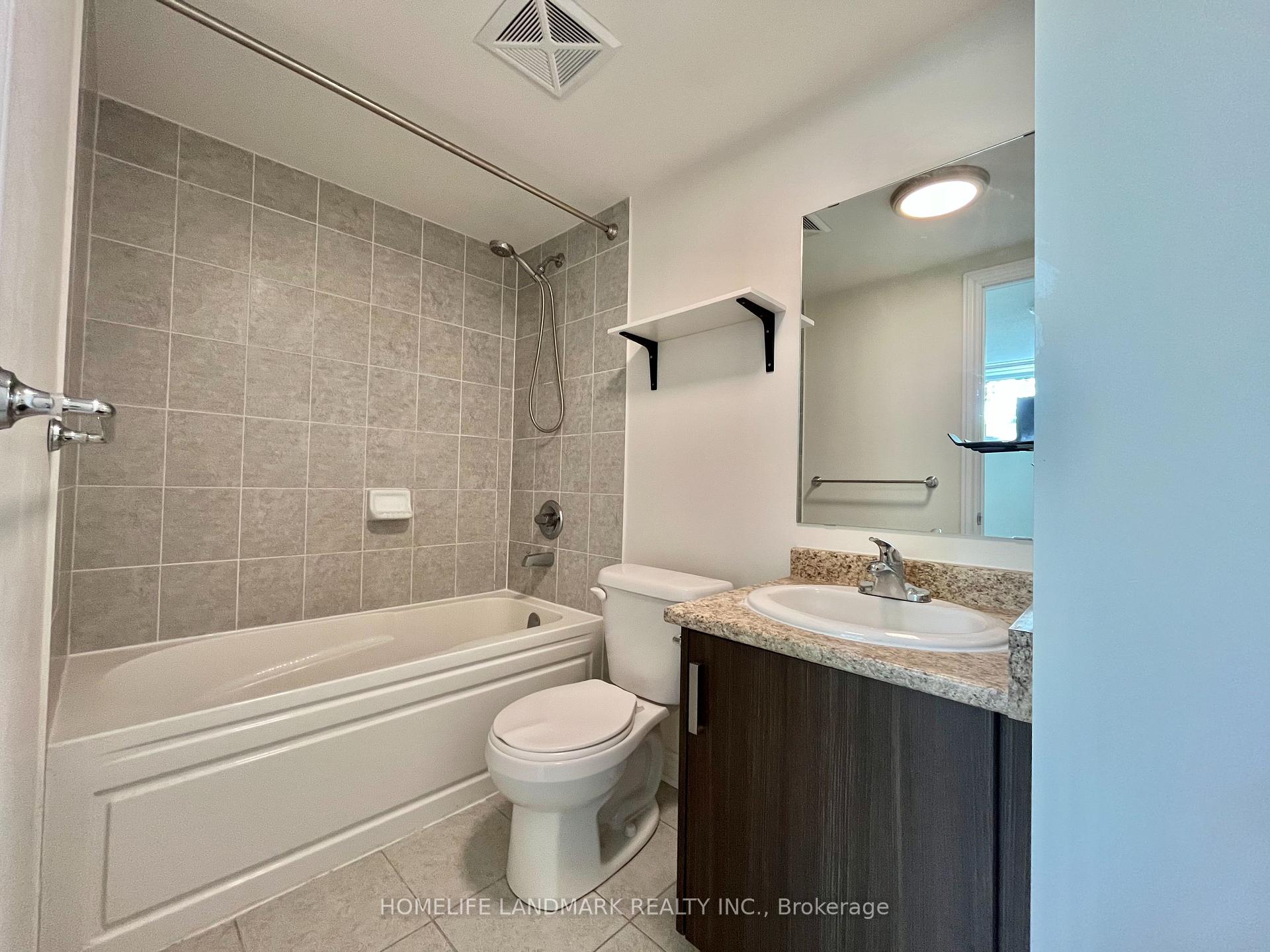 3 Bedrooms Condo at 13 Eaton Park, Toronto For sale