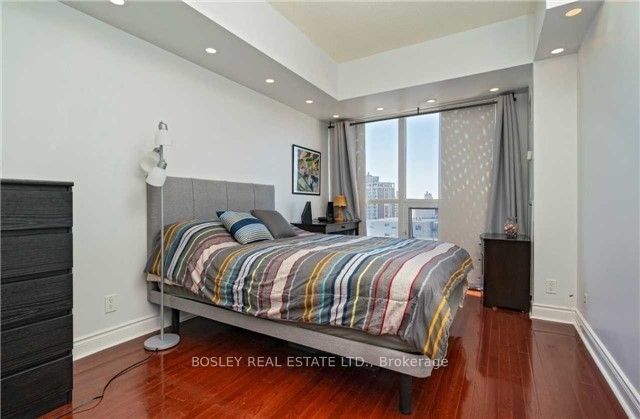 10 Delisle Avenue, #1112