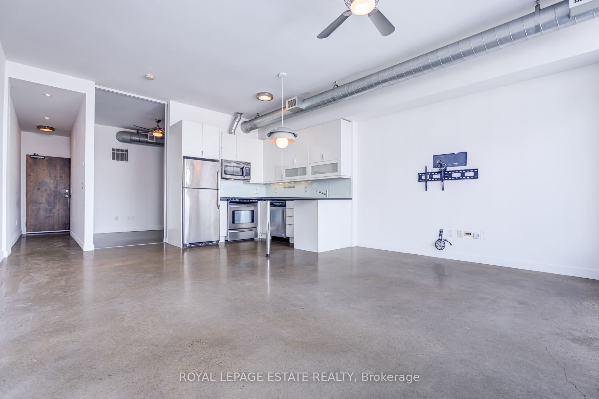 747 Queen Street E, #403