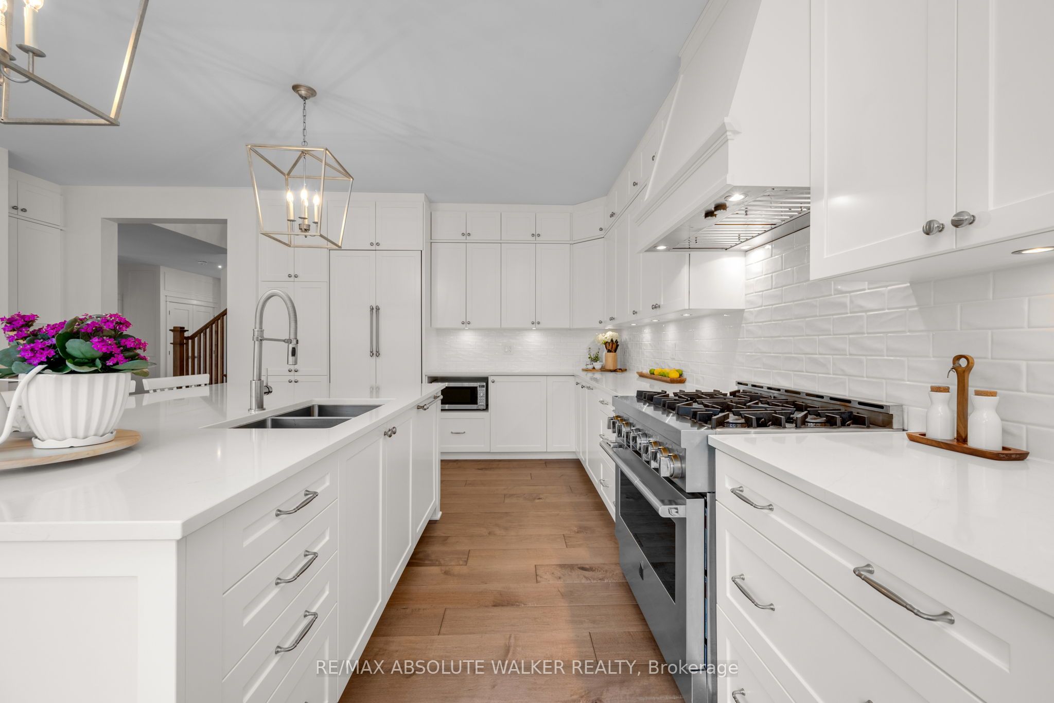 27 Eramosa Crescent