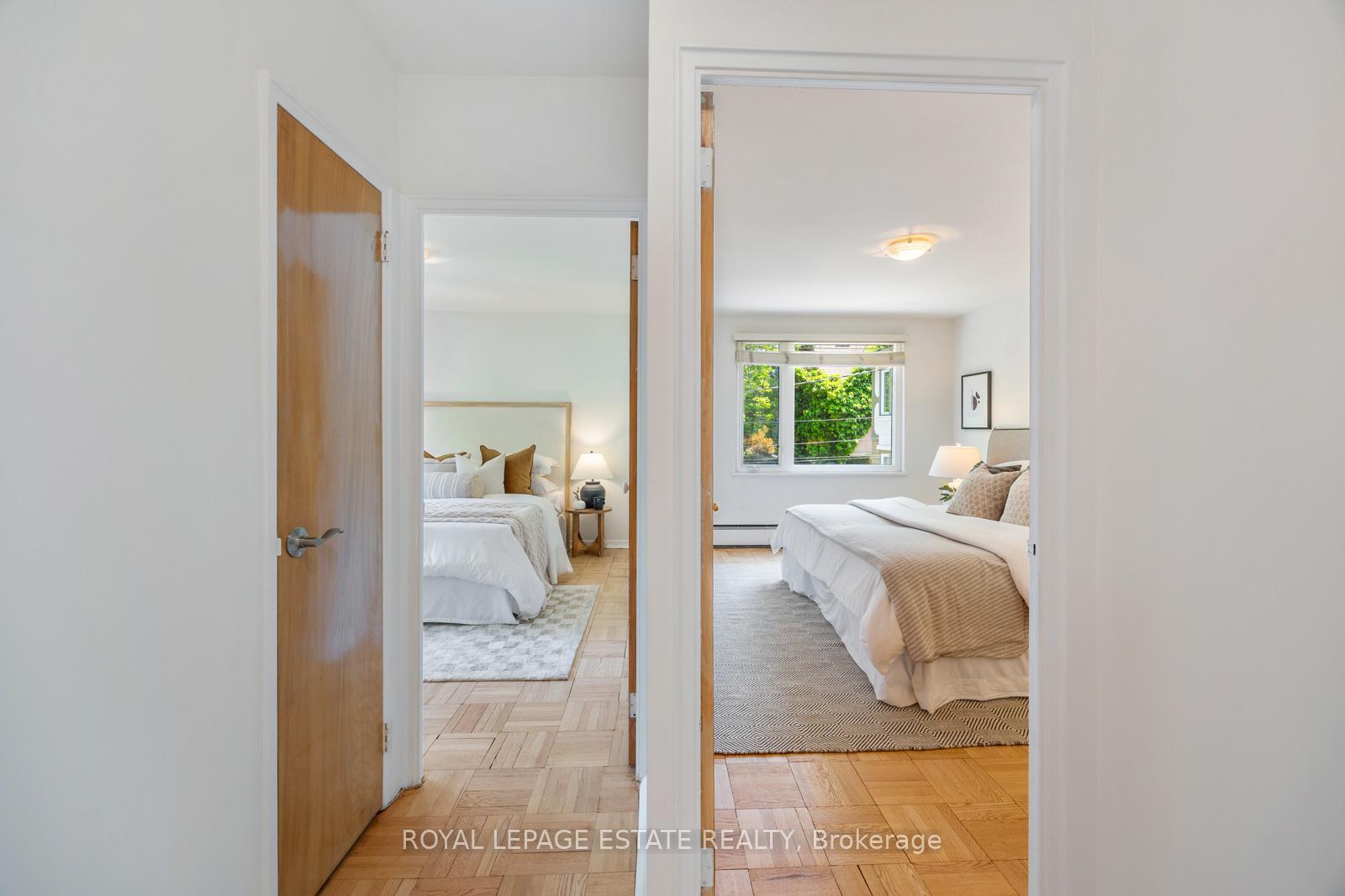 2 Bedrooms Co-op at 21 Benlamond, Toronto For sale