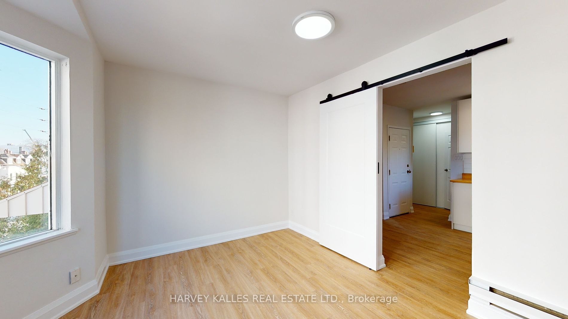 399 Dupont Street 102