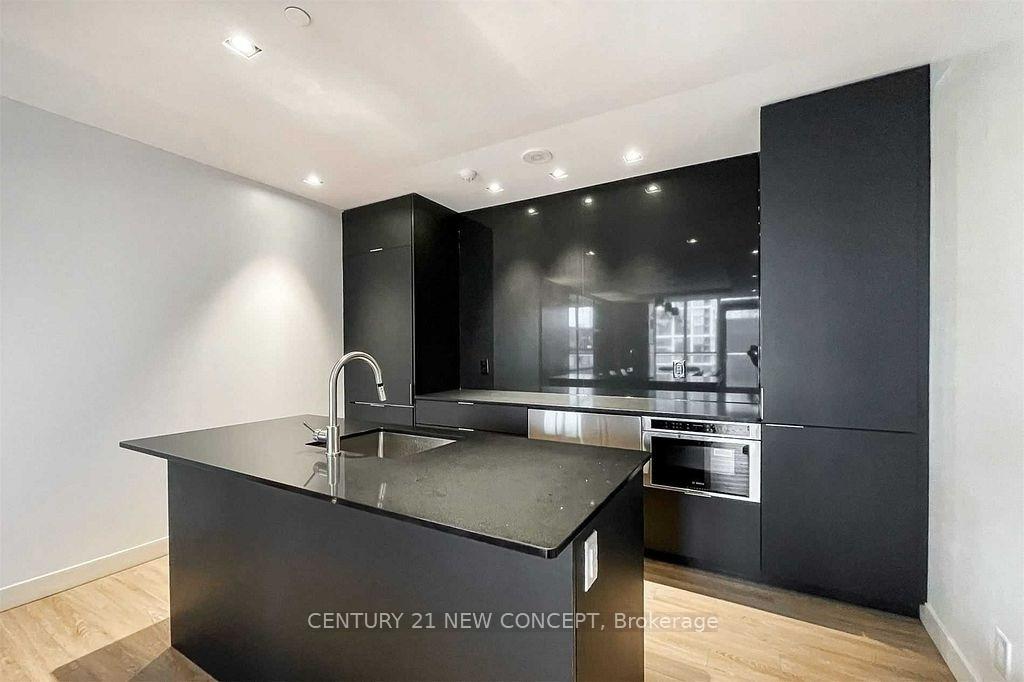 4 Bedrooms Condo at 120 Parliament, Toronto For sale