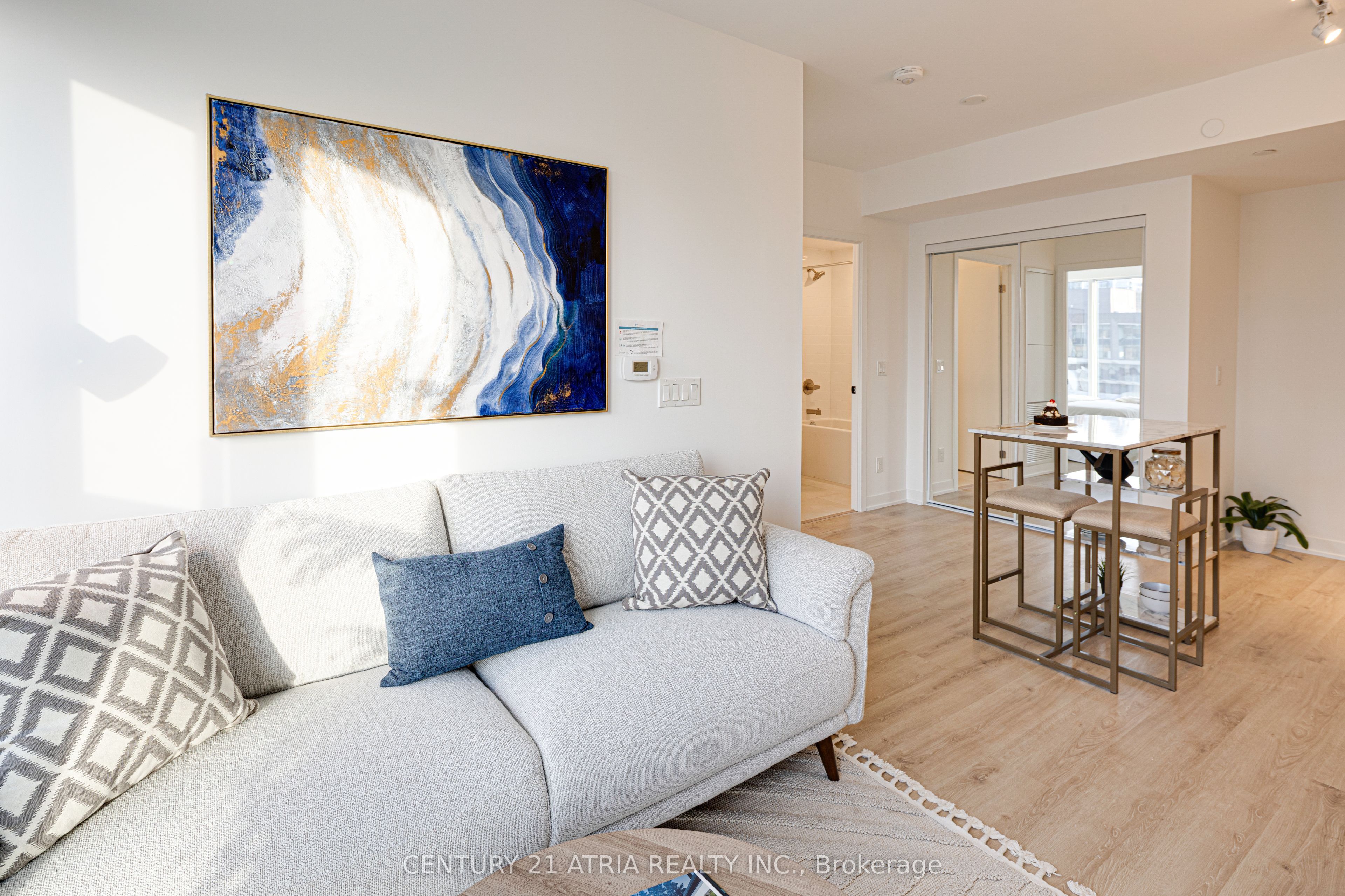 319 Jarvis Street, #916