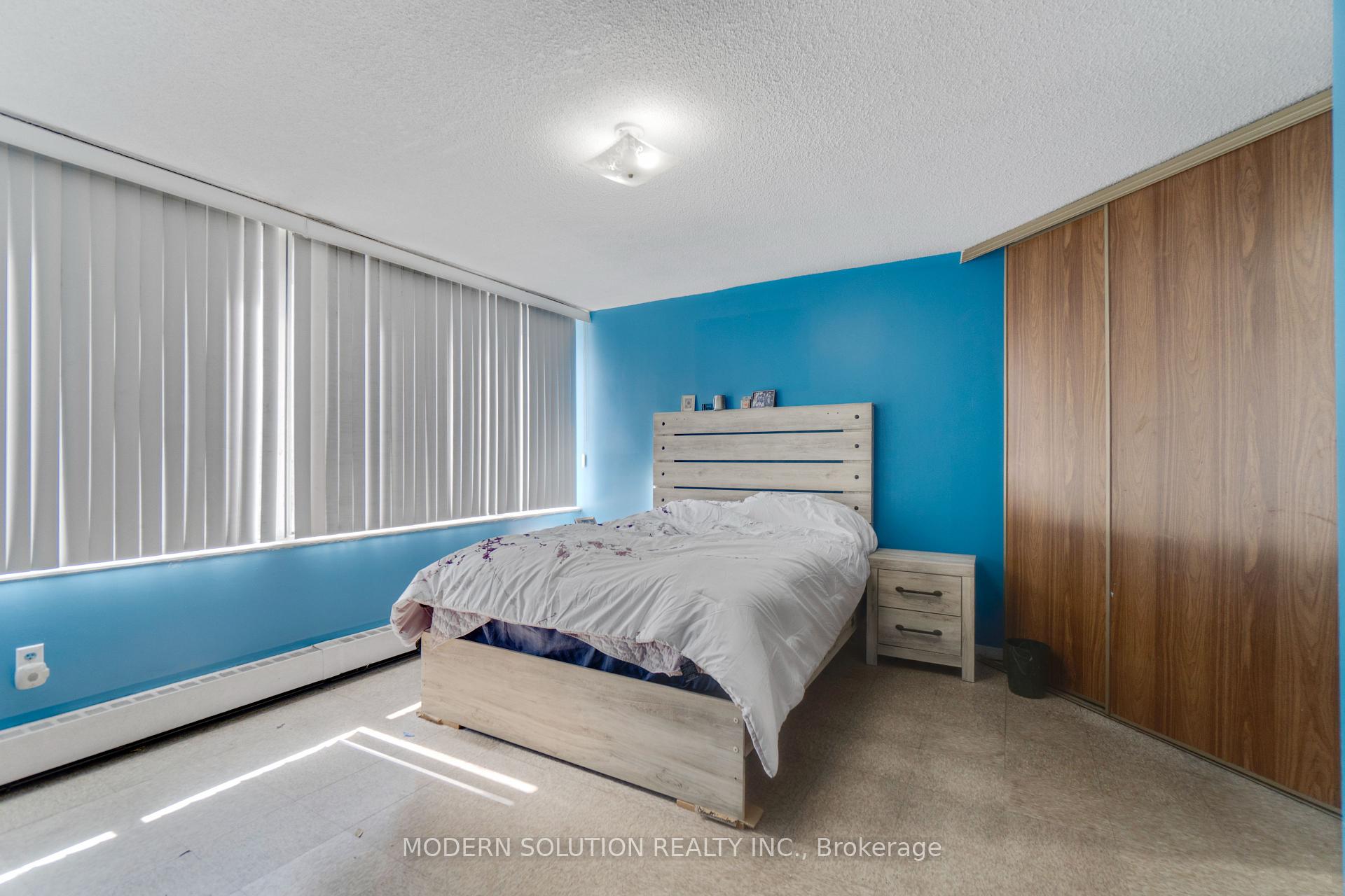 3 Bedrooms Condo at 5580 Sheppard, Toronto For sale