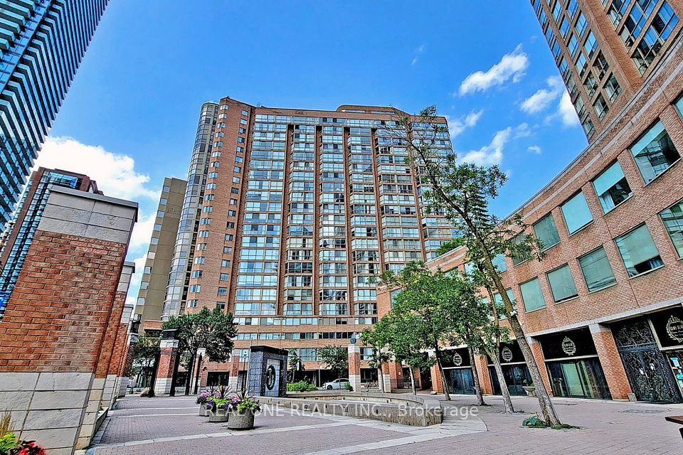 1055 Bay
