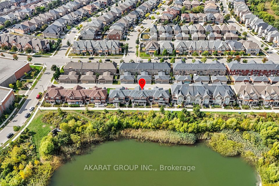 #10 - 3045 Gladeside Avenue, Oakville, ON L6M 0R3