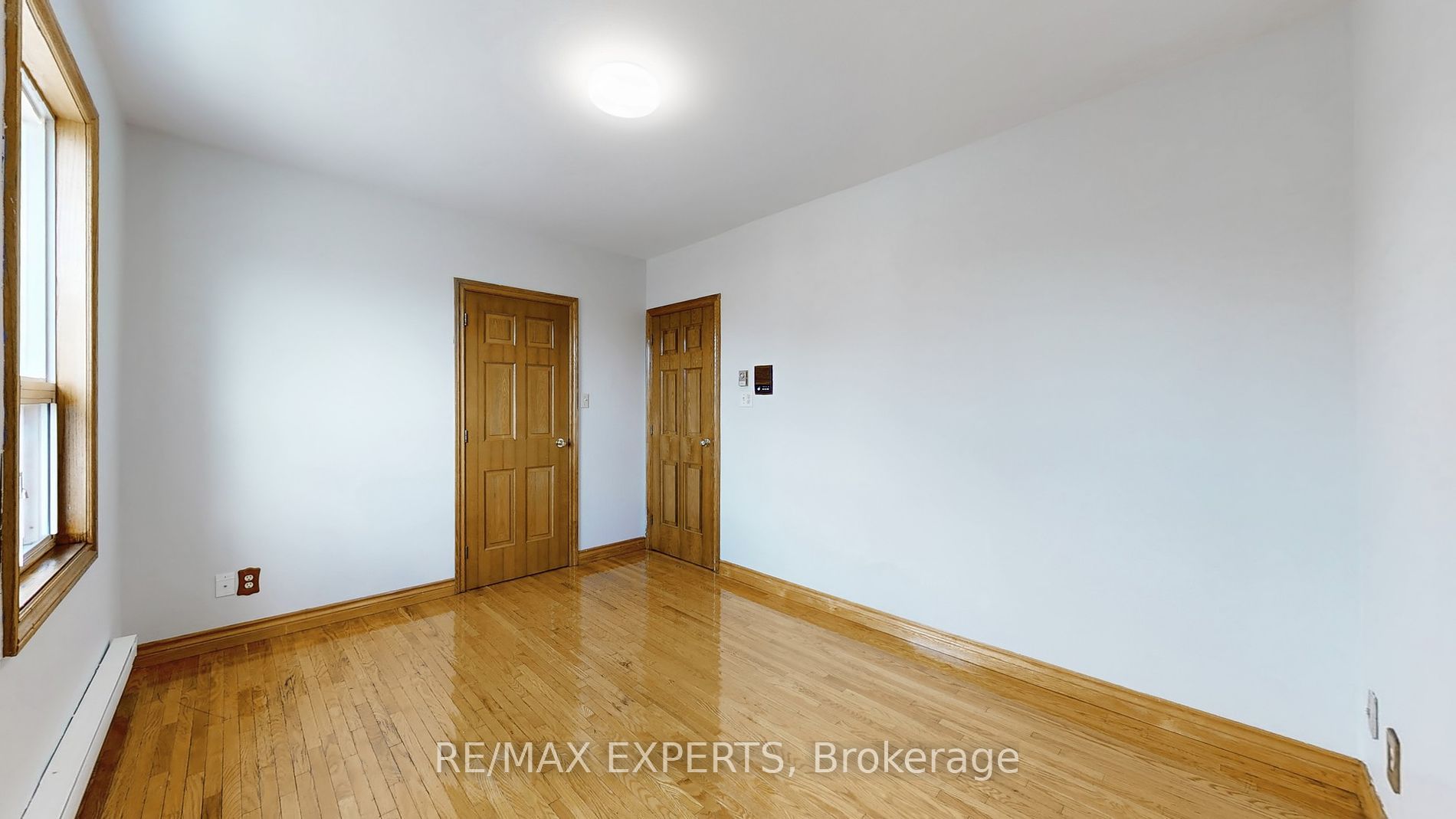 106 Kenwood Avenue UPPER