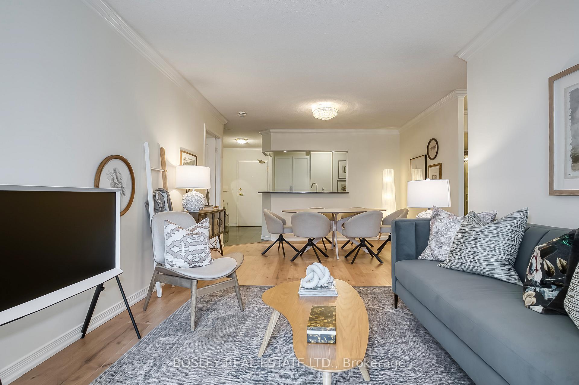 2 Bedrooms Condo at 51 Harrison Garden, Toronto For sale