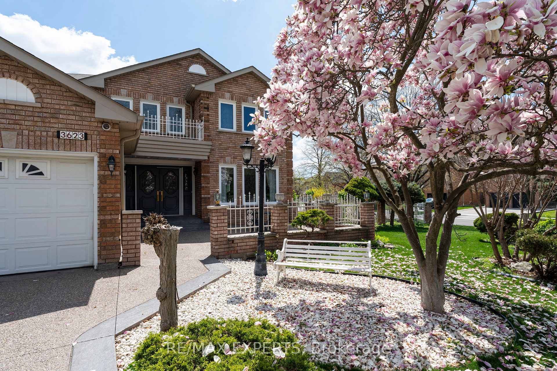 3623 East Park Court