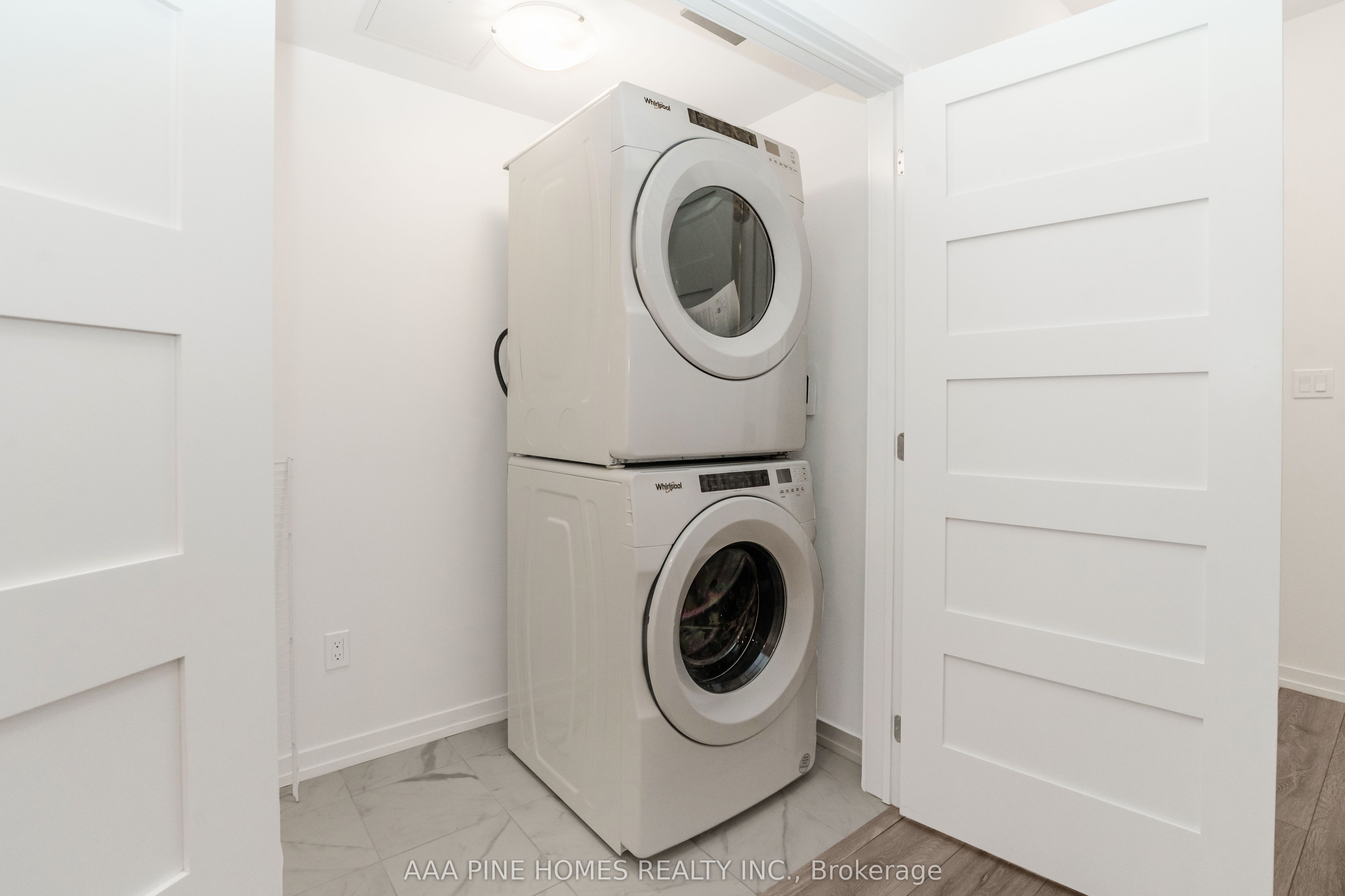 20 Lytham Green Circle, ##4