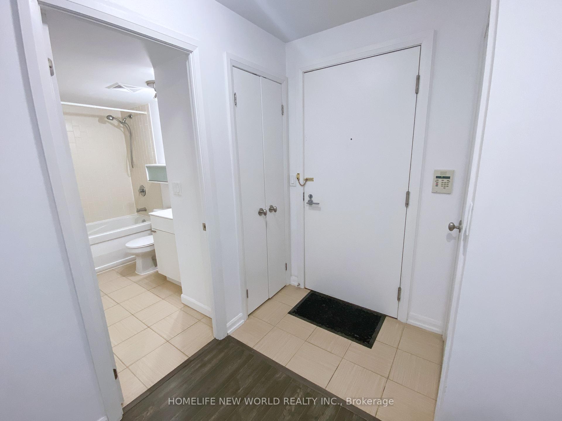 1 Bedroom Condo at 111 Elizabeth, Toronto For sale