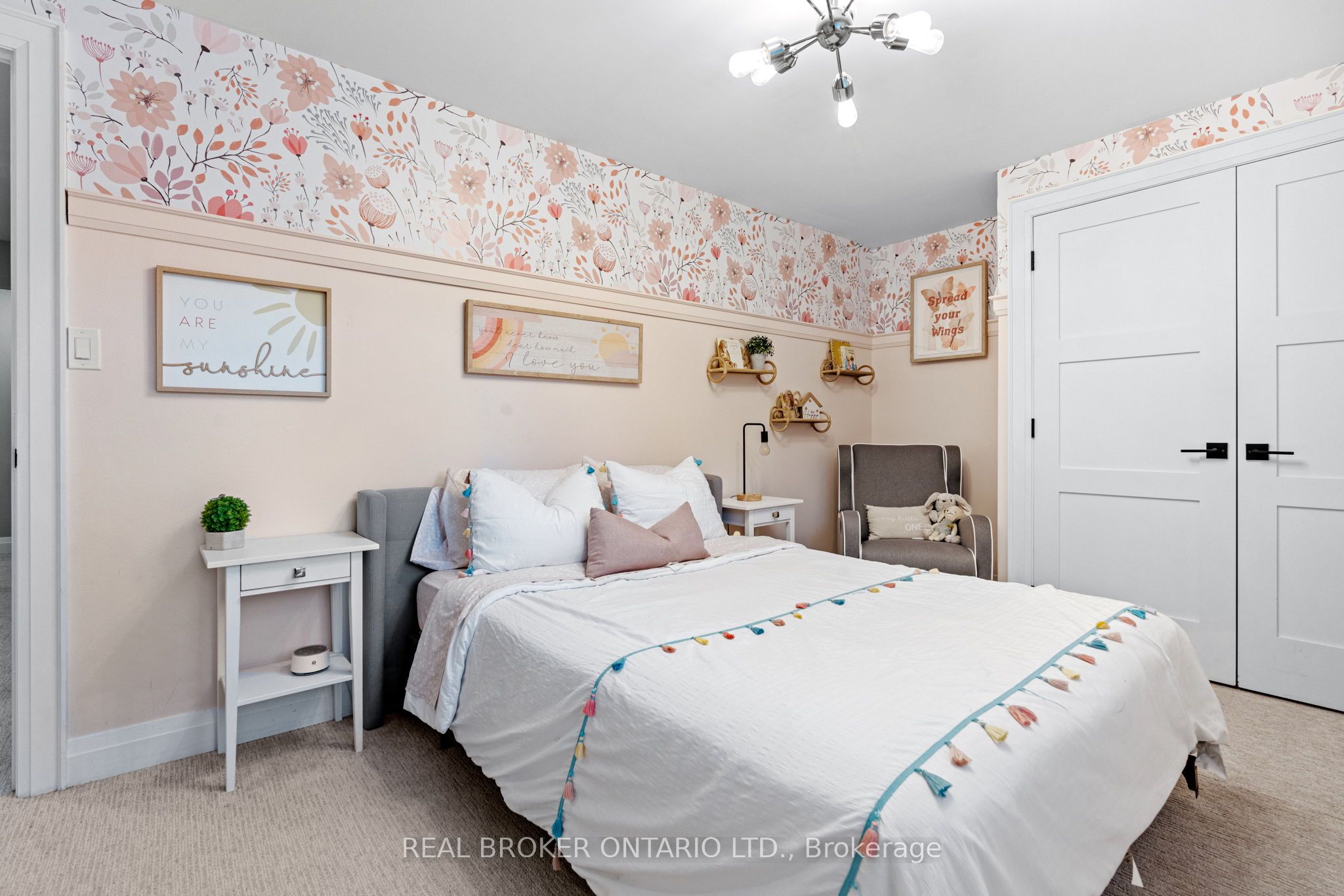 3 Oak Ridge Court