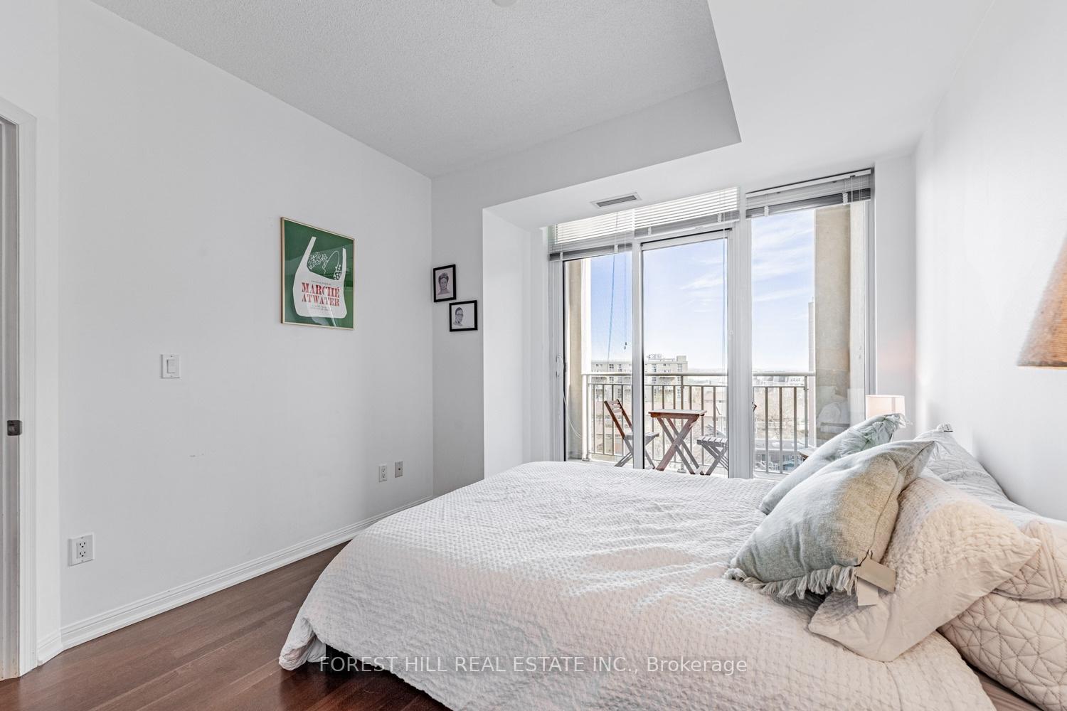 2 Bedrooms Condo at 21 Grand Magazine, Toronto For sale