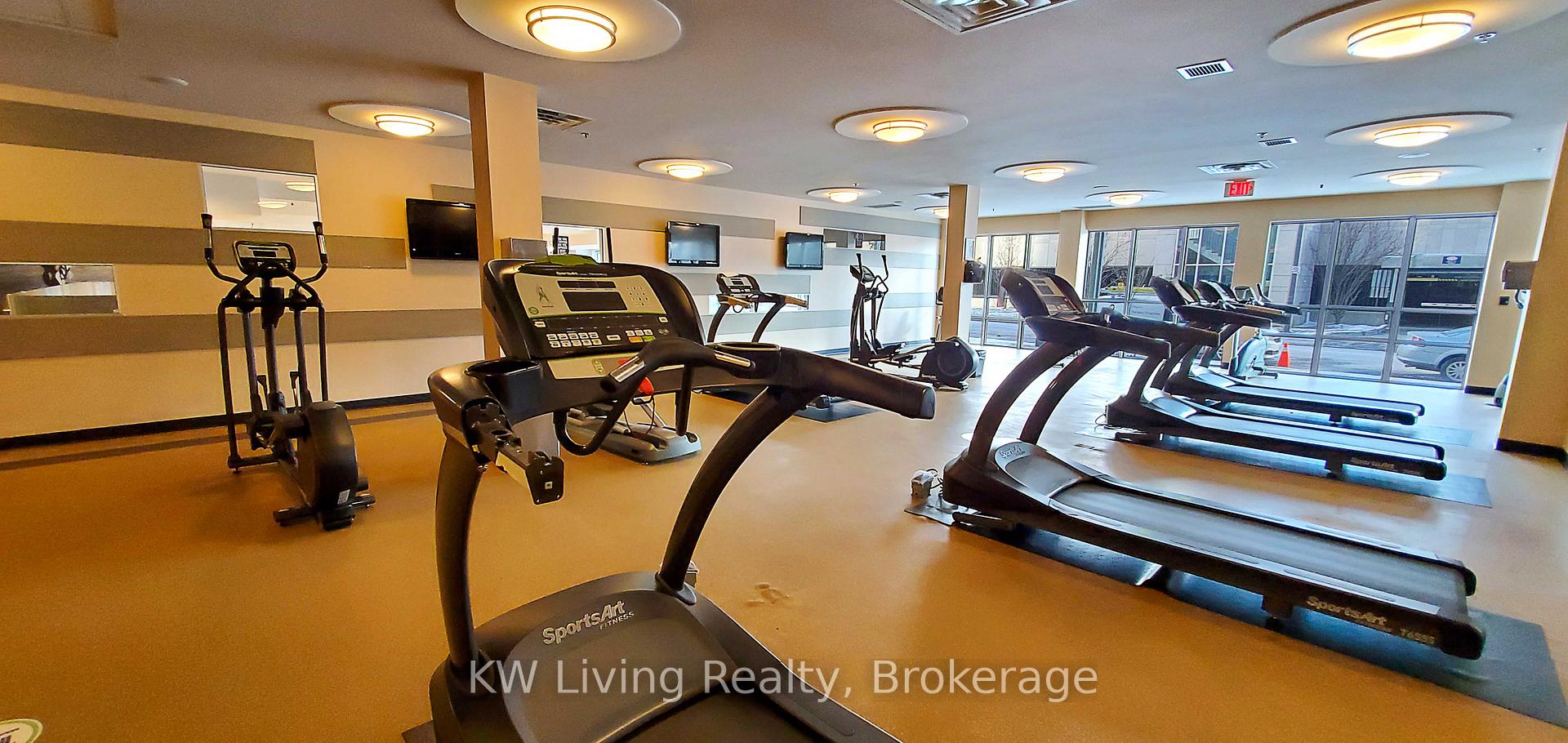 2 Bedrooms Condo at 80 Absolute,  Mississauga For sale