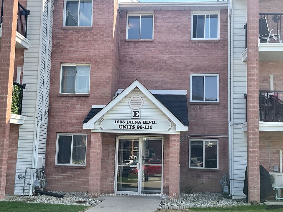 #121 - 1096 Jalna Boulevard, London South, ON N6E 3B8