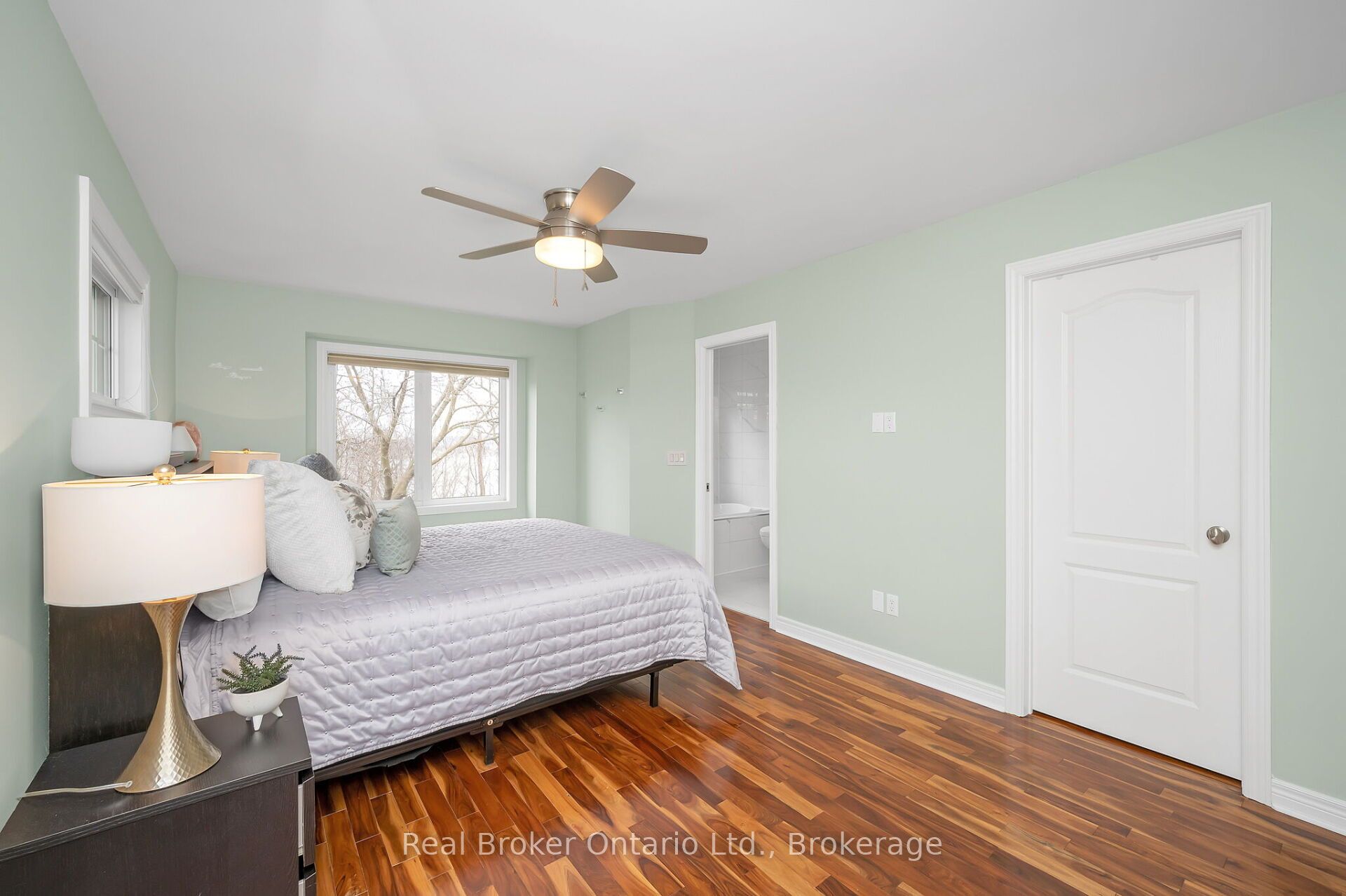 710 Spring Gardens Road, #98