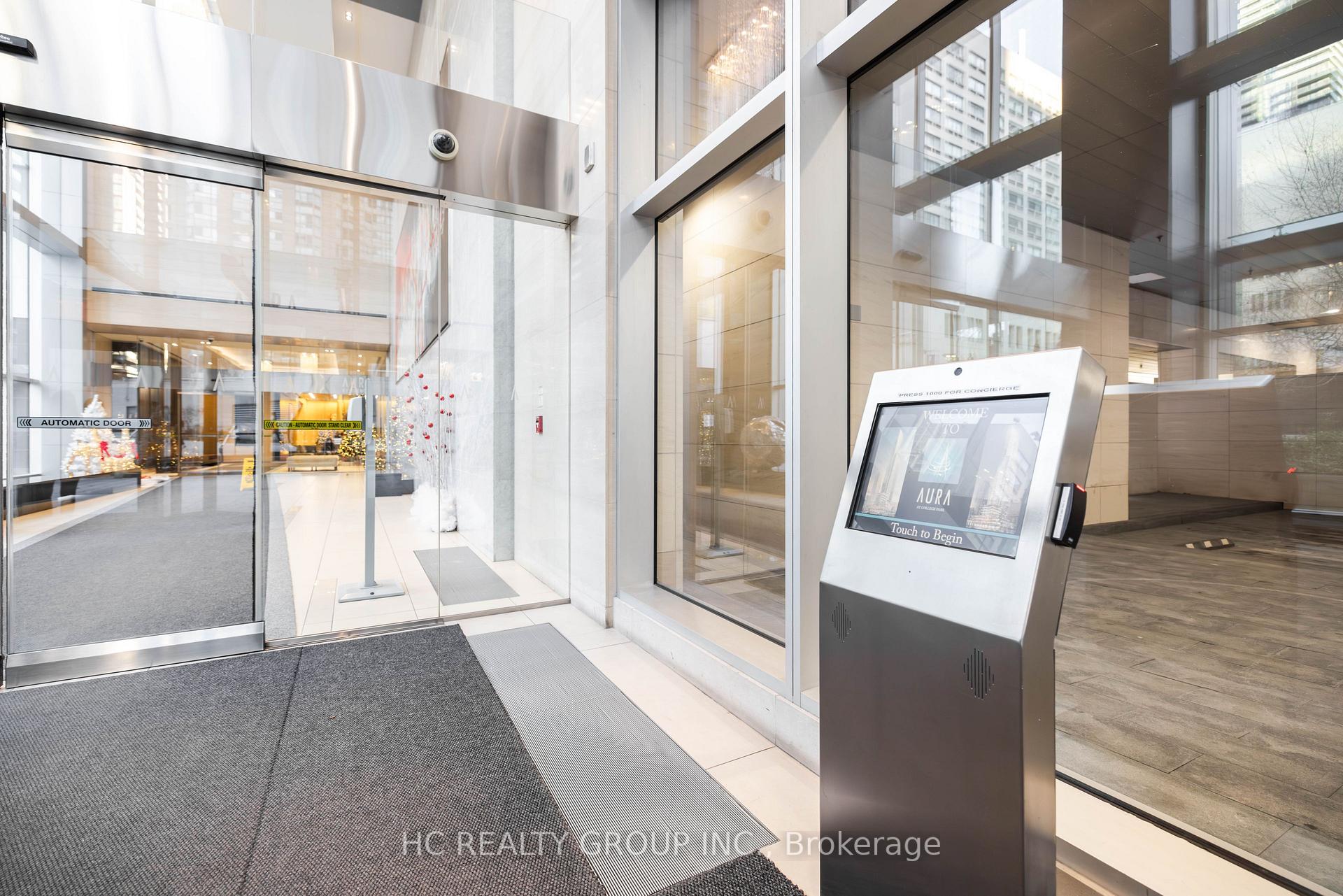 1 Bedroom Condo at 386 Yonge, Toronto For sale