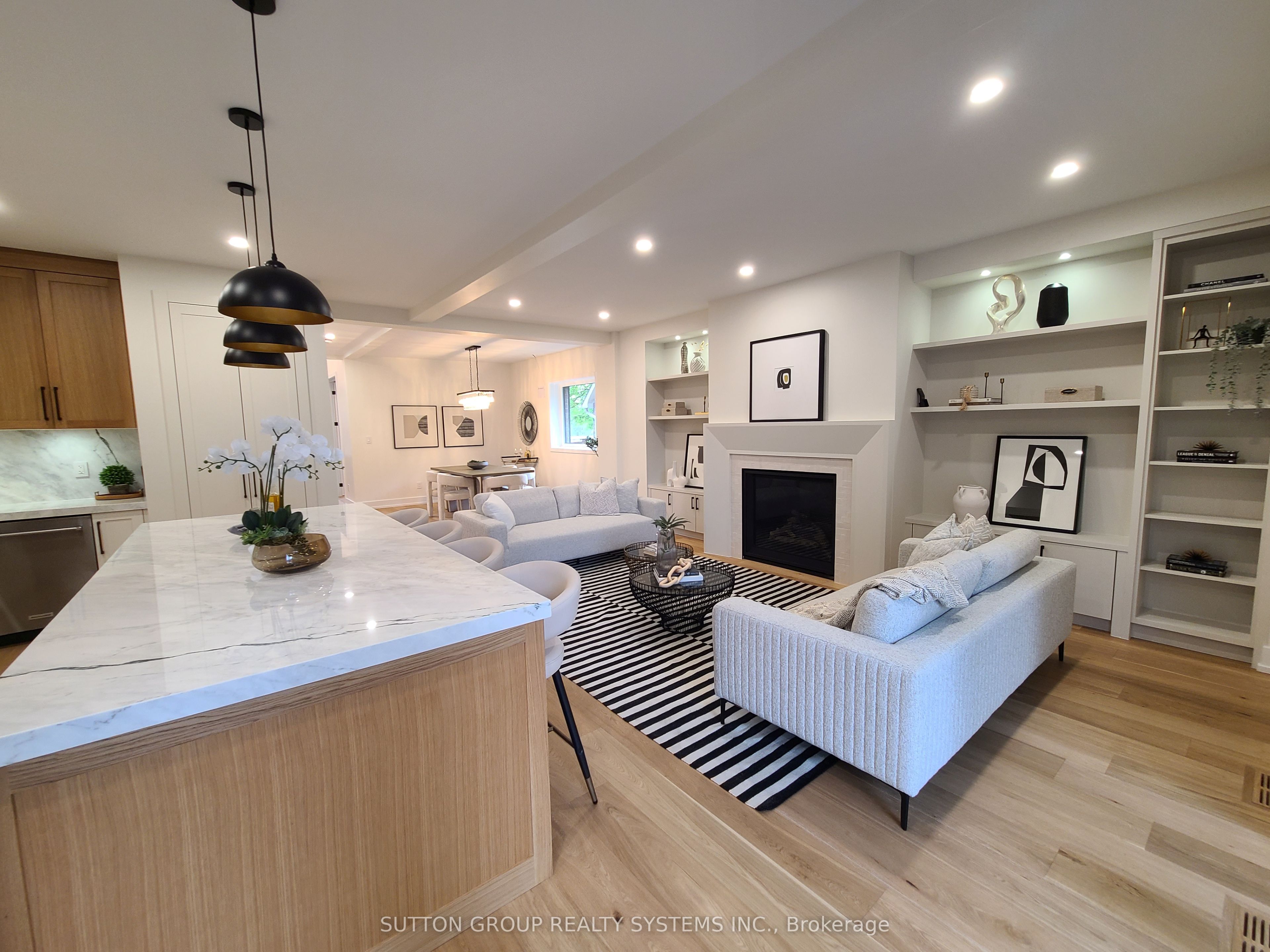 21 South Kingsway
