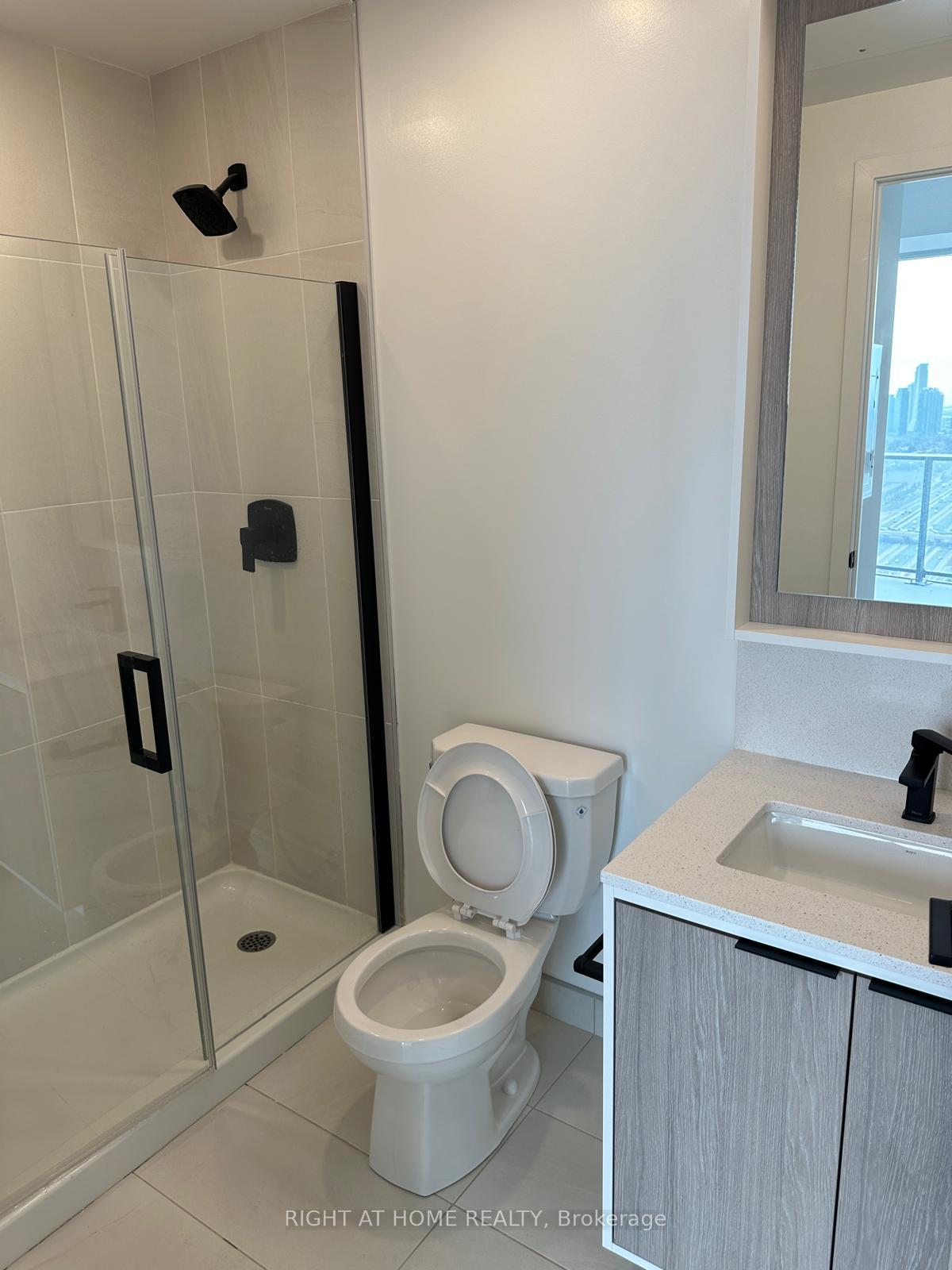 2 Bedrooms Condo at 36 Zorra,  Toronto For sale