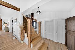 11833 Lakeshore Road