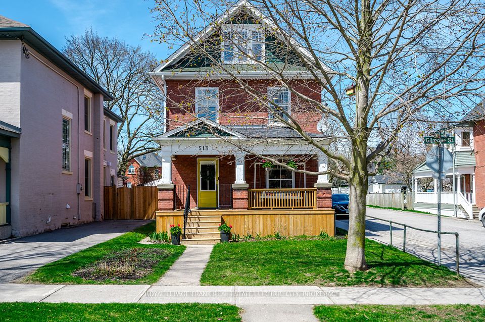 518 Gilmour
