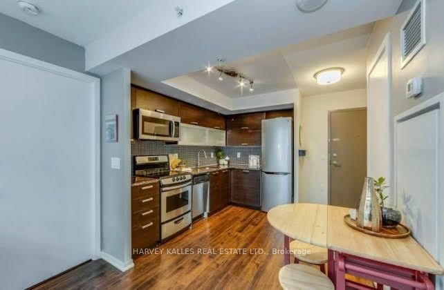 36 Lisgar Street 1706W