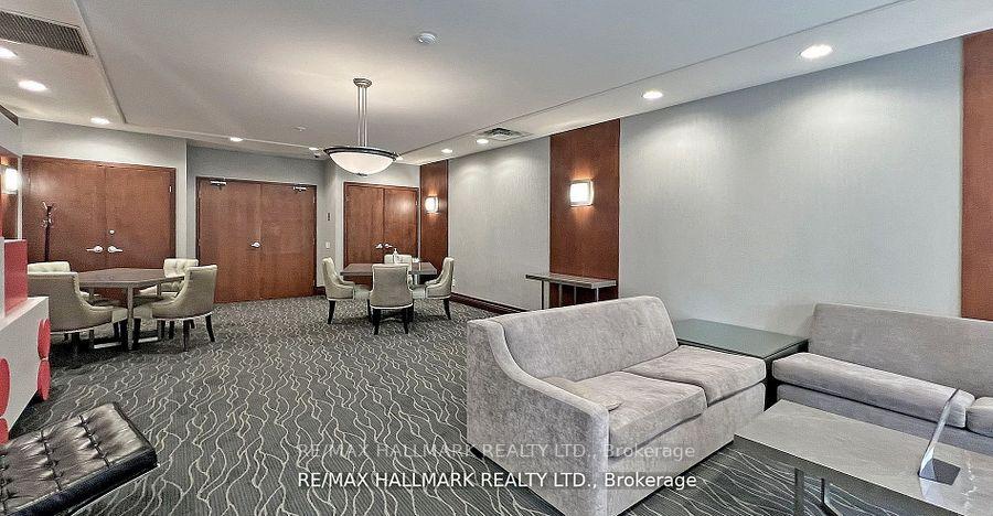 2 Bedrooms Condo at 1121 Bay, Toronto For sale
