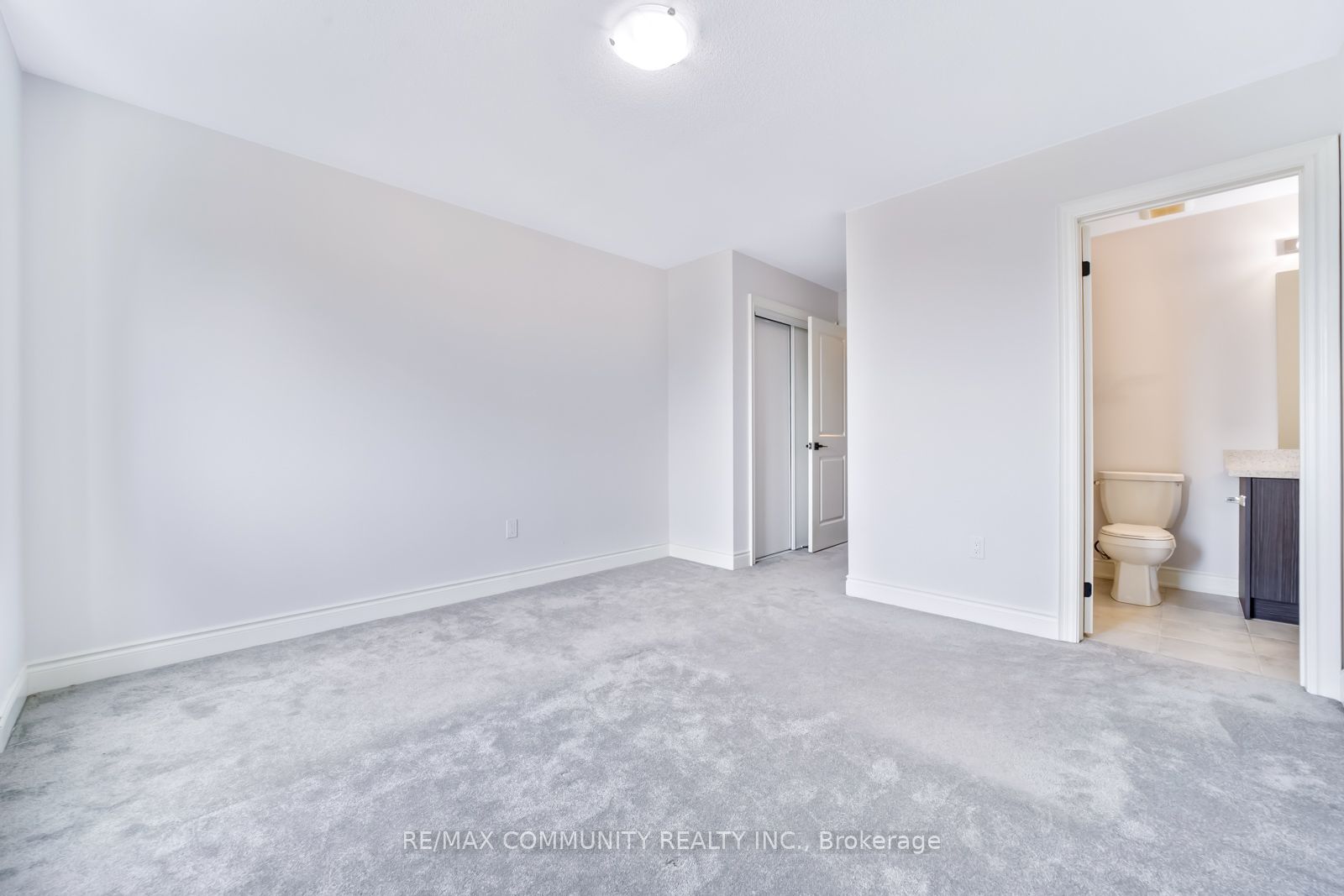 16 Alan Williams Trail