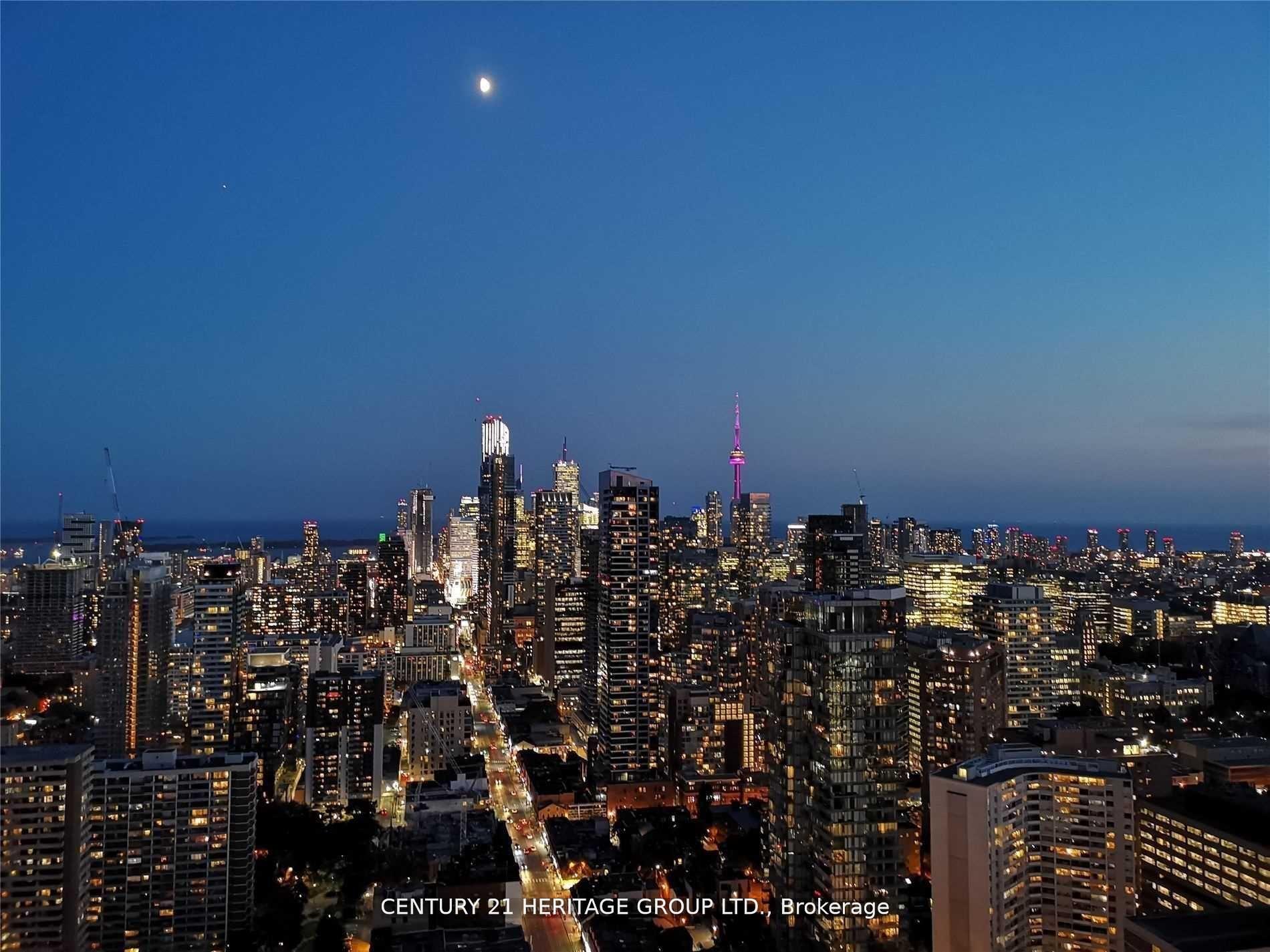 2 Bedrooms Condo at 1 Bloor, Toronto For sale
