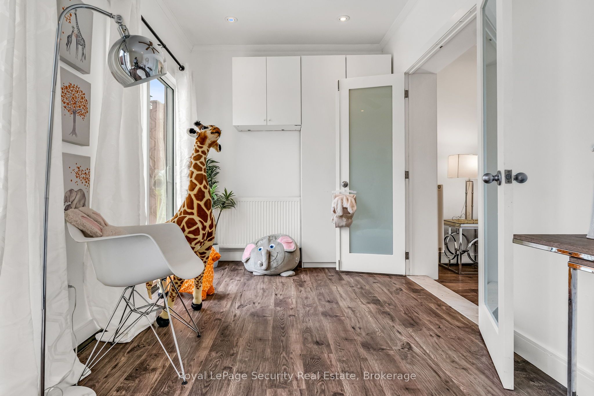 427 Lauder Avenue, Toronto, ON M6E 3J1