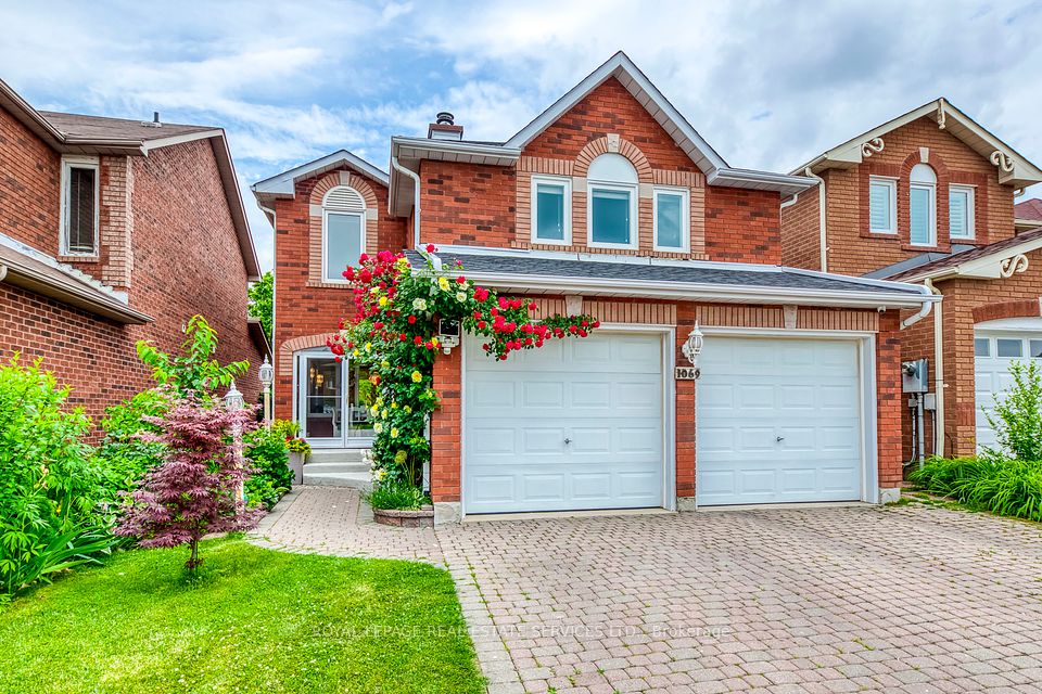 1069 Windsor Hill