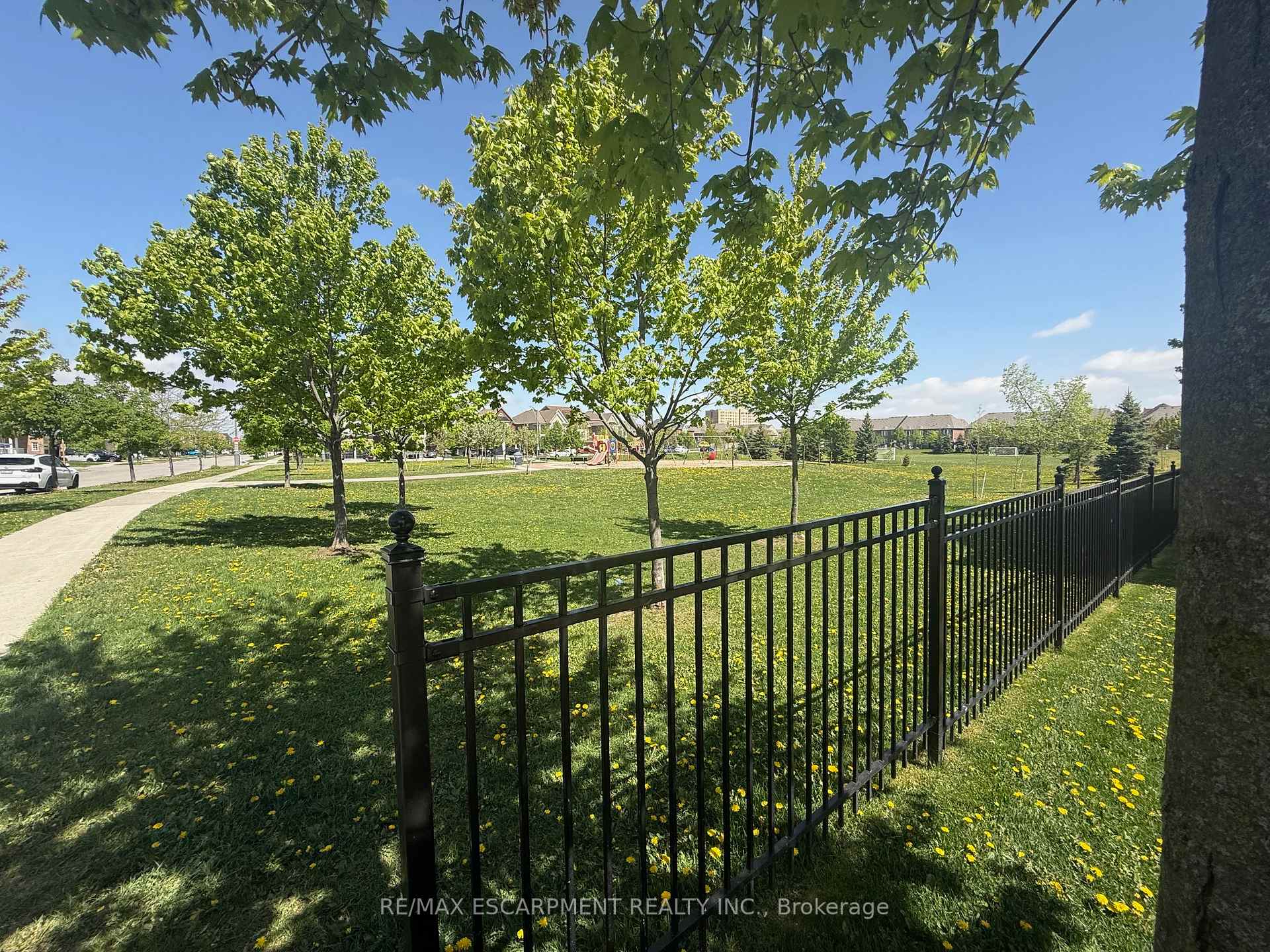 1 Bedroom Condo at 5055 Oscar Peterson, Mississauga For sale