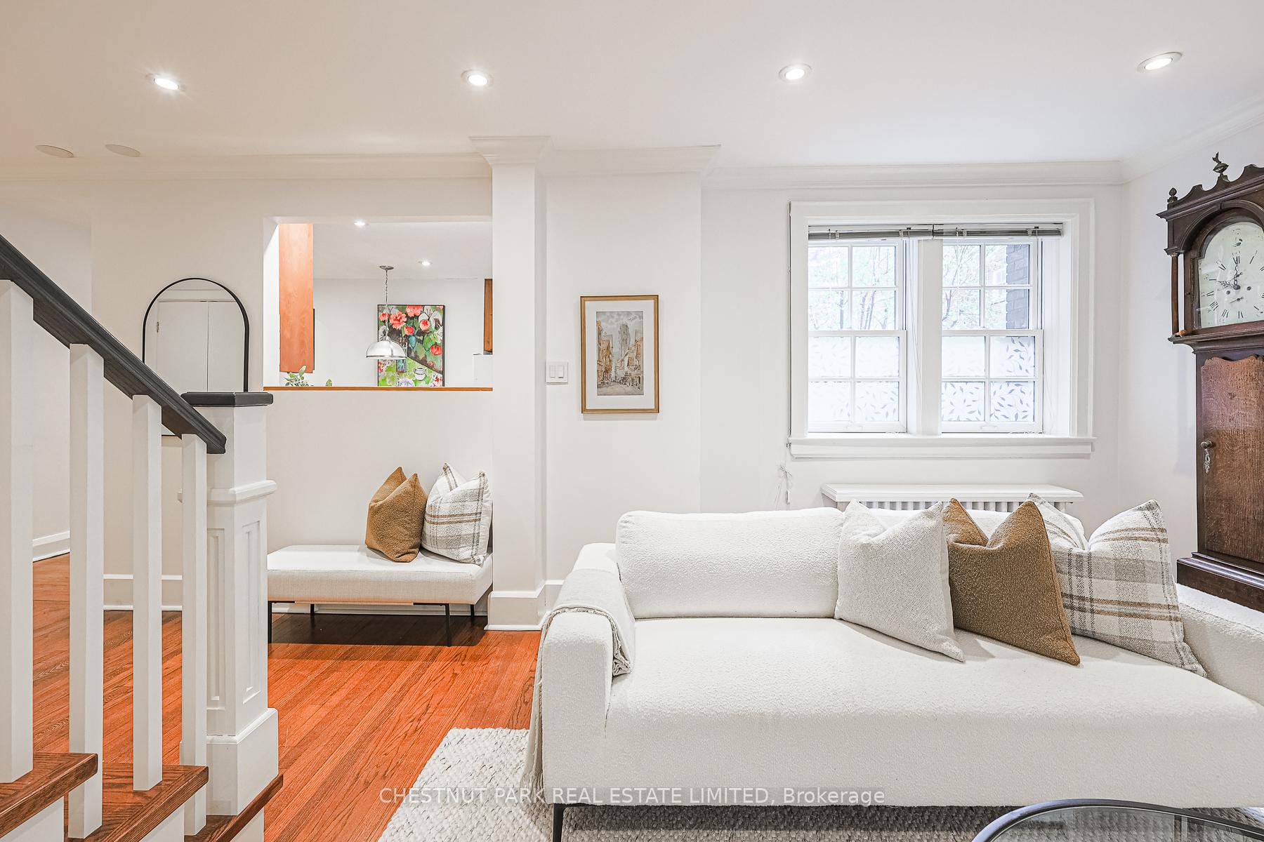 4 Bedrooms Condo at 480 Oriole, Toronto For sale