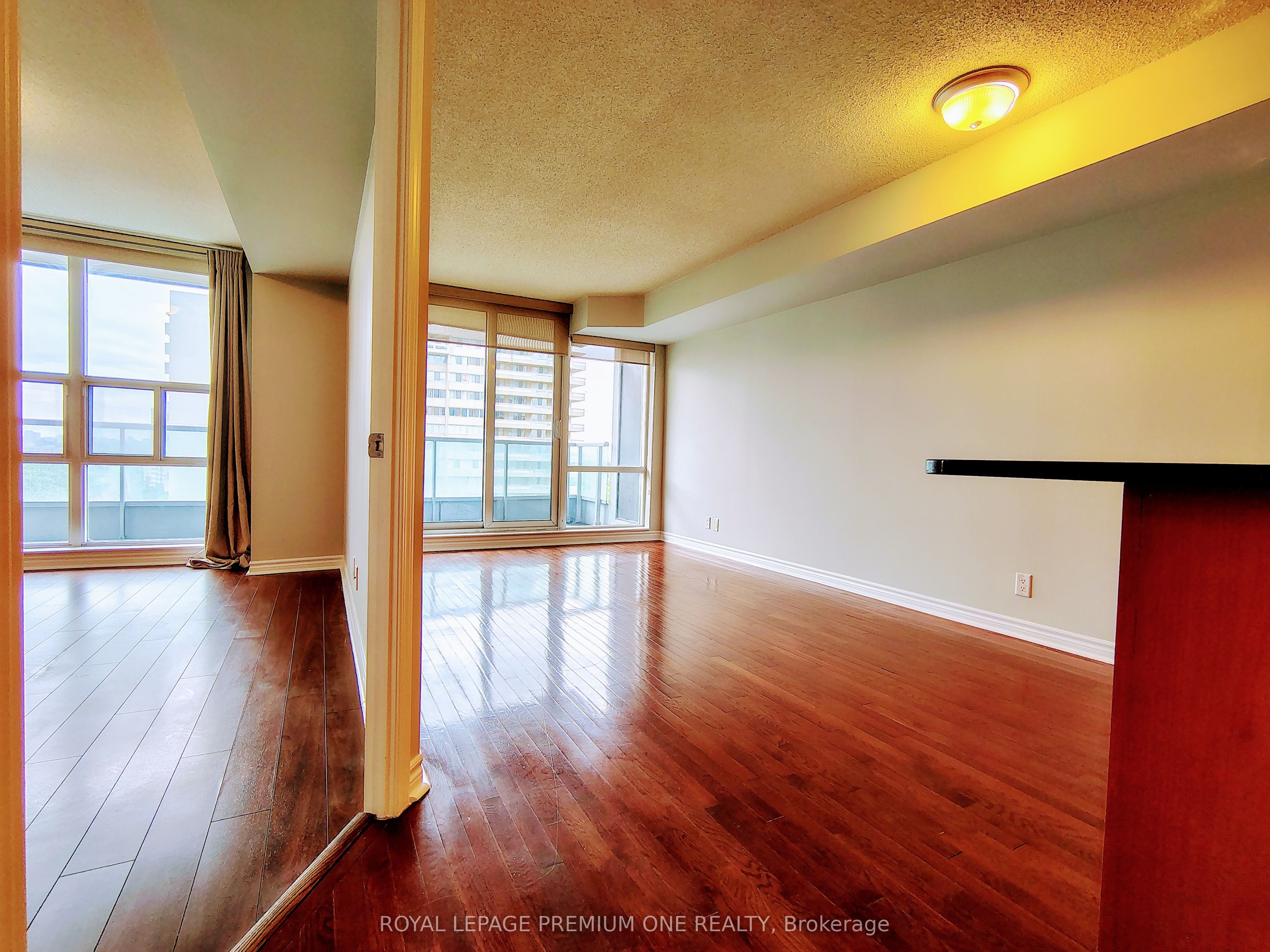 1 Elm Drive W, #1301