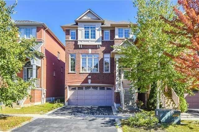 13 Fairlawn Avenue