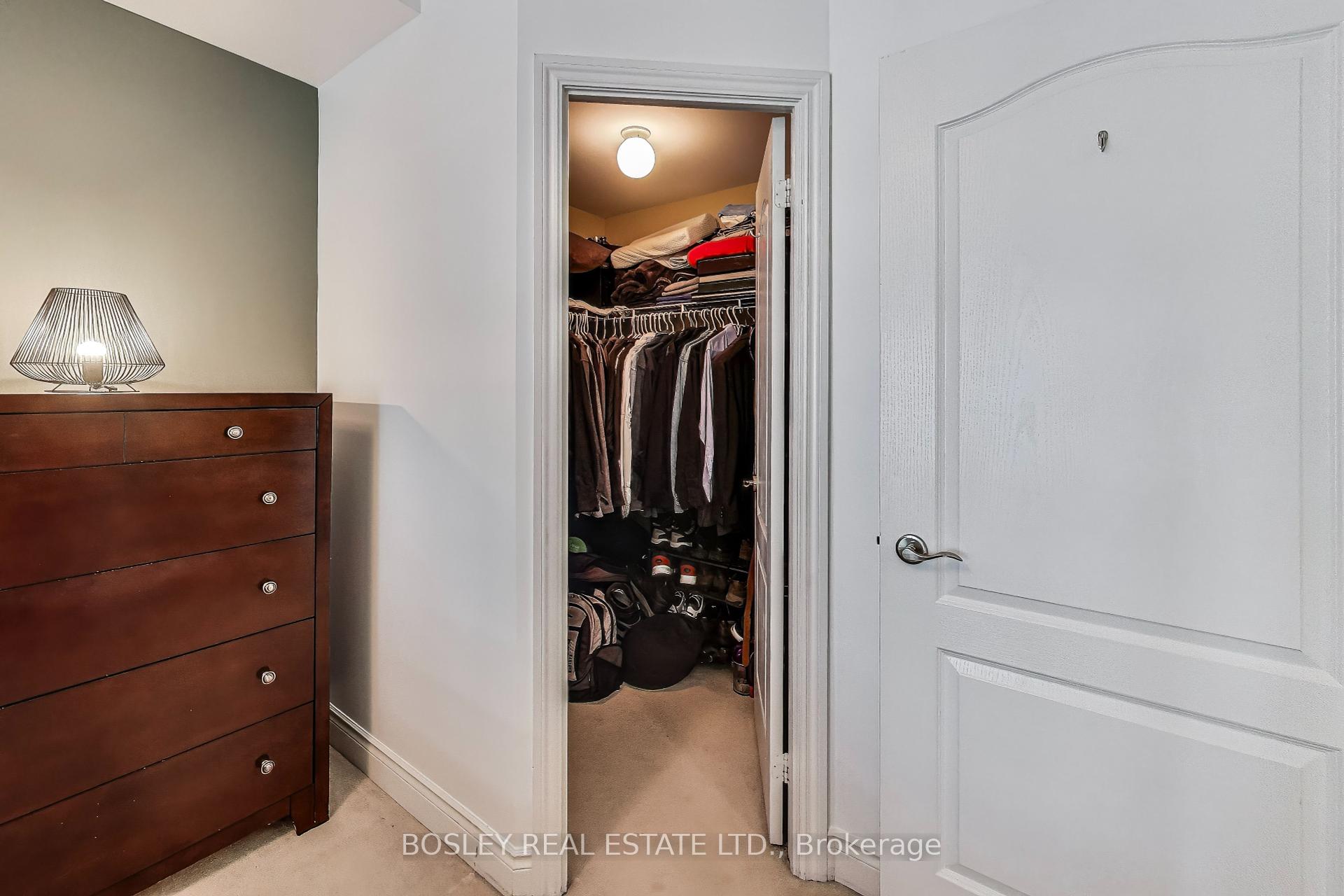 1 Bedroom Condo at 319 Merton, Toronto For sale