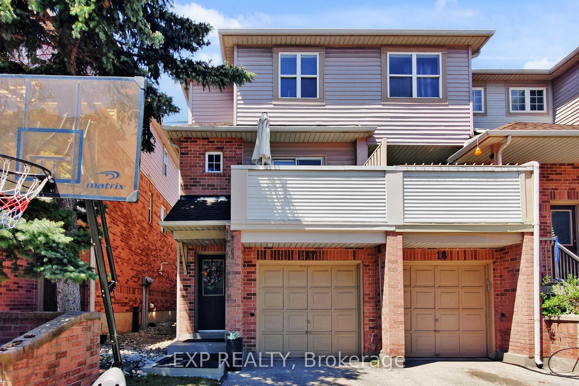 4 Bedrooms Condo at 2531 Northampton, Burlington For sale