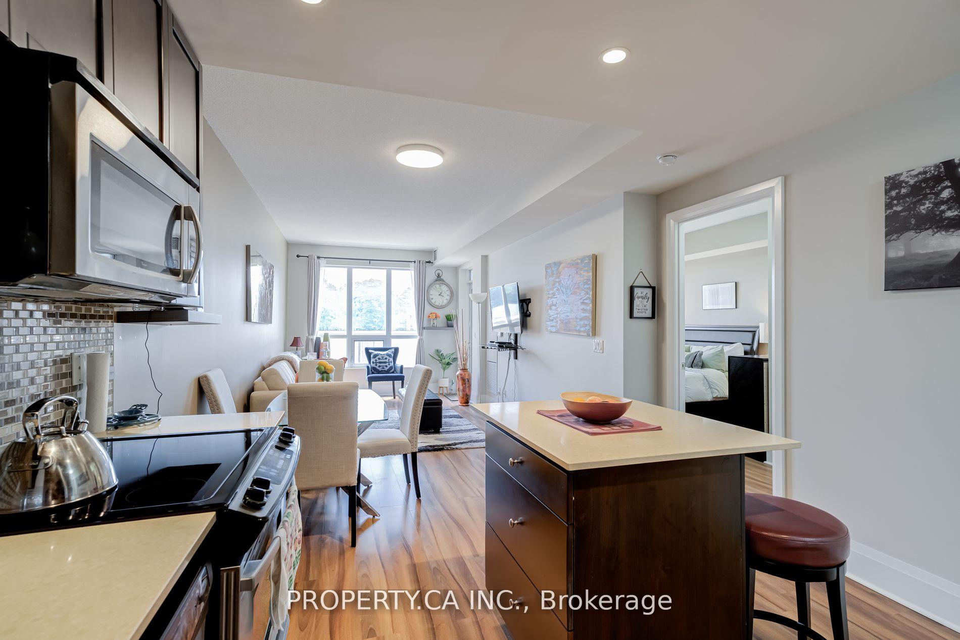 2 Bedrooms Condo at 100 Harrison, Toronto For sale
