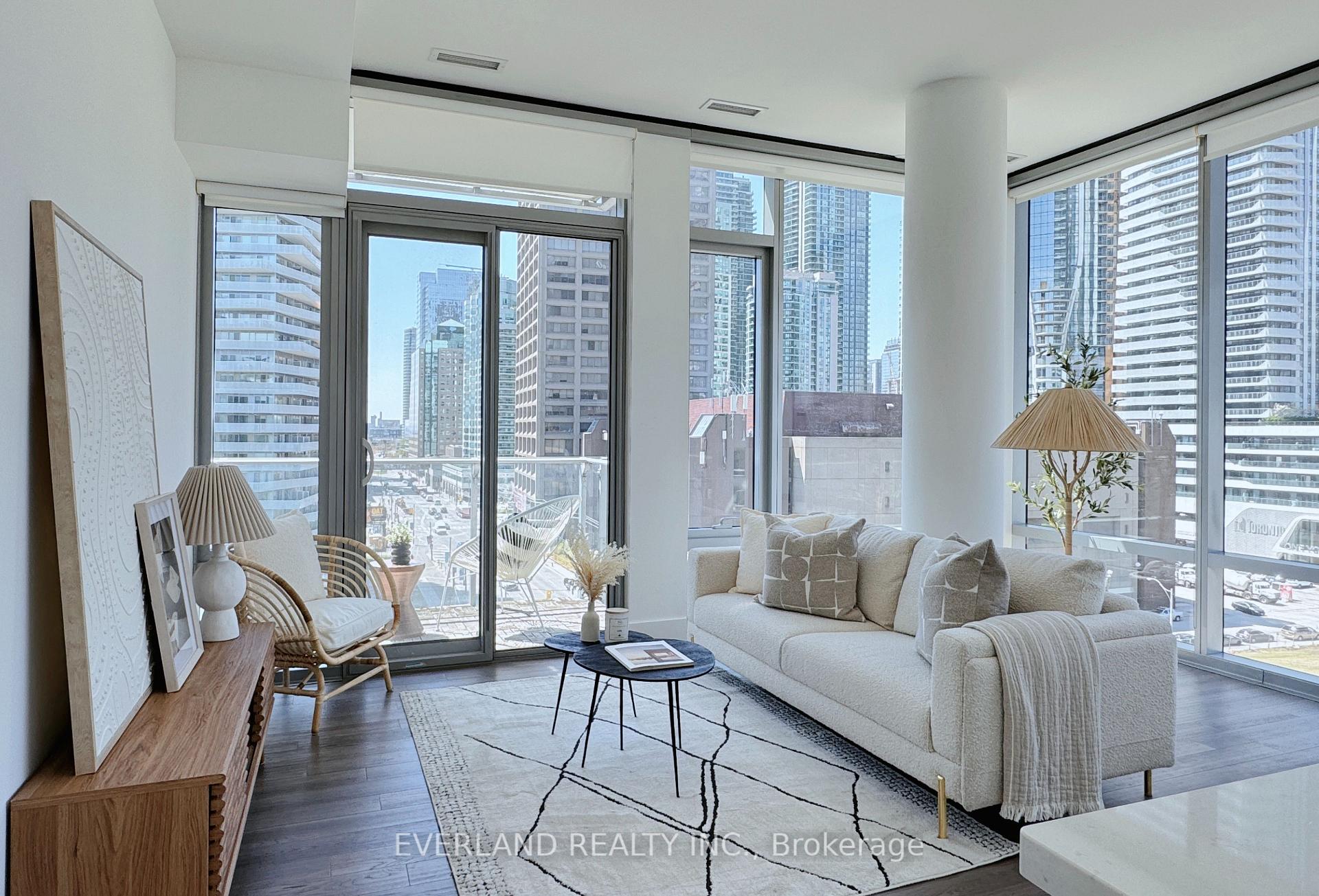 1 Bedroom Condo at 39 Queens, Toronto For sale