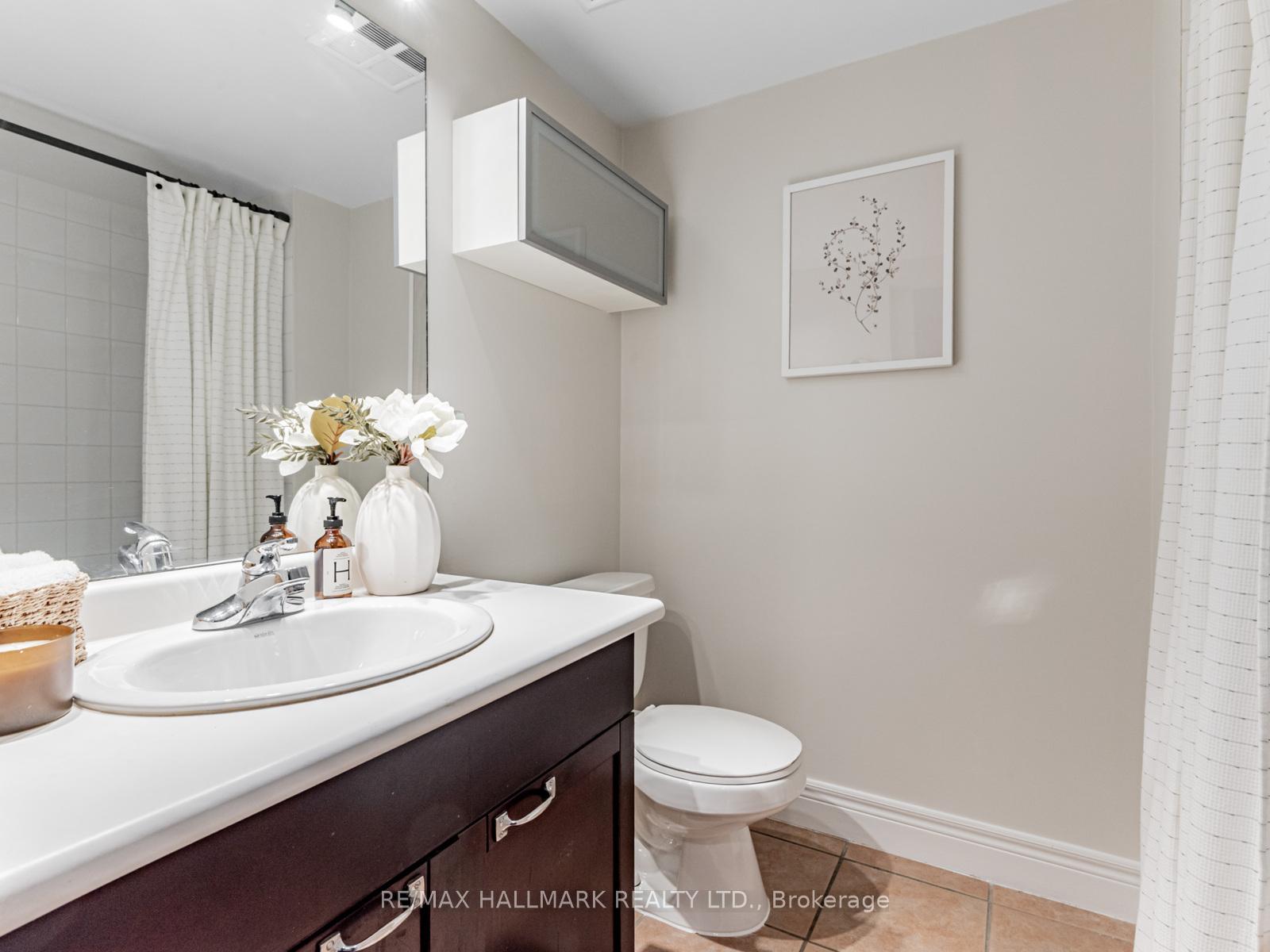 1 Bedroom Condo at 75 Dalhousie, Toronto For sale