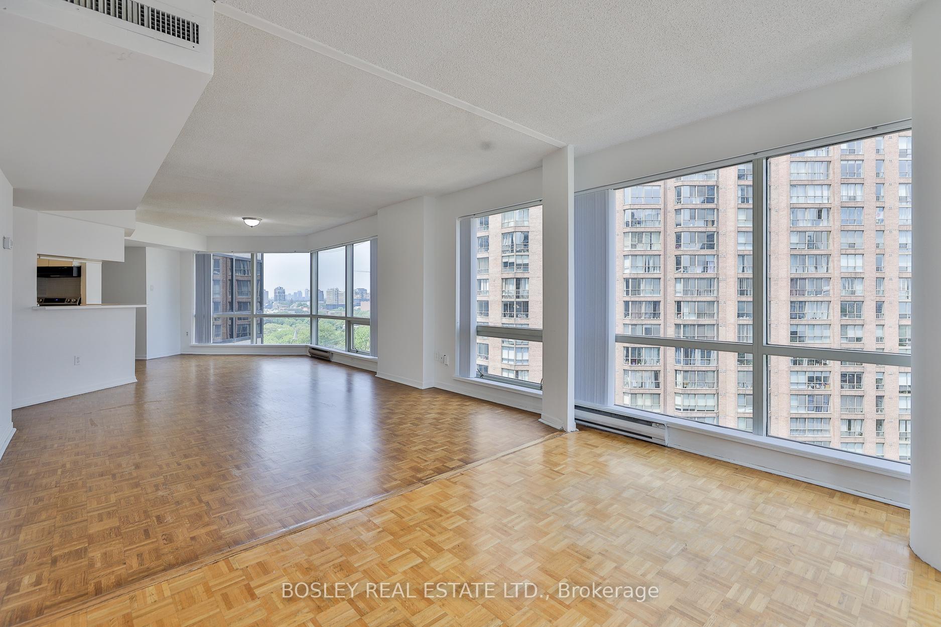 2 Bedrooms Condo at 1001 Bay, Toronto For sale