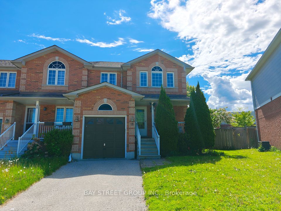 18 Wrendale Crescent, Georgina, ON L4P 4C4