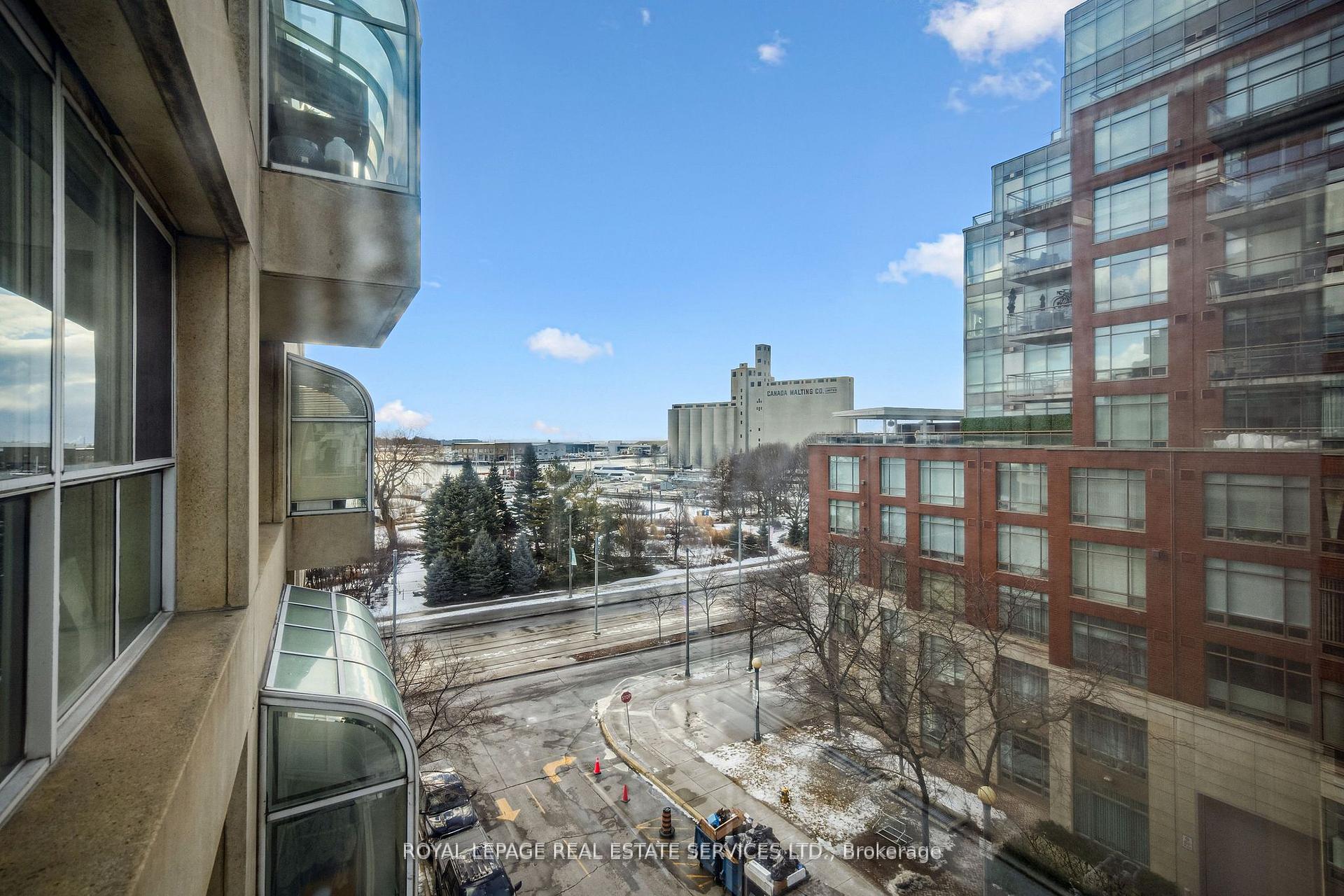 2 Bedrooms Condo at 480 Queens, Toronto For sale