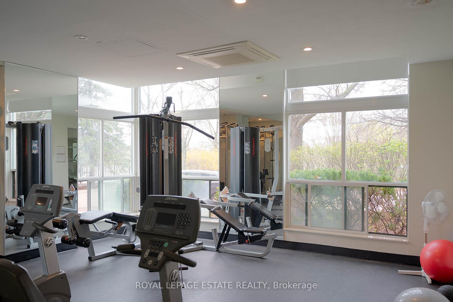 3 Bedrooms Condo at 23 Lorraine,  Toronto For sale