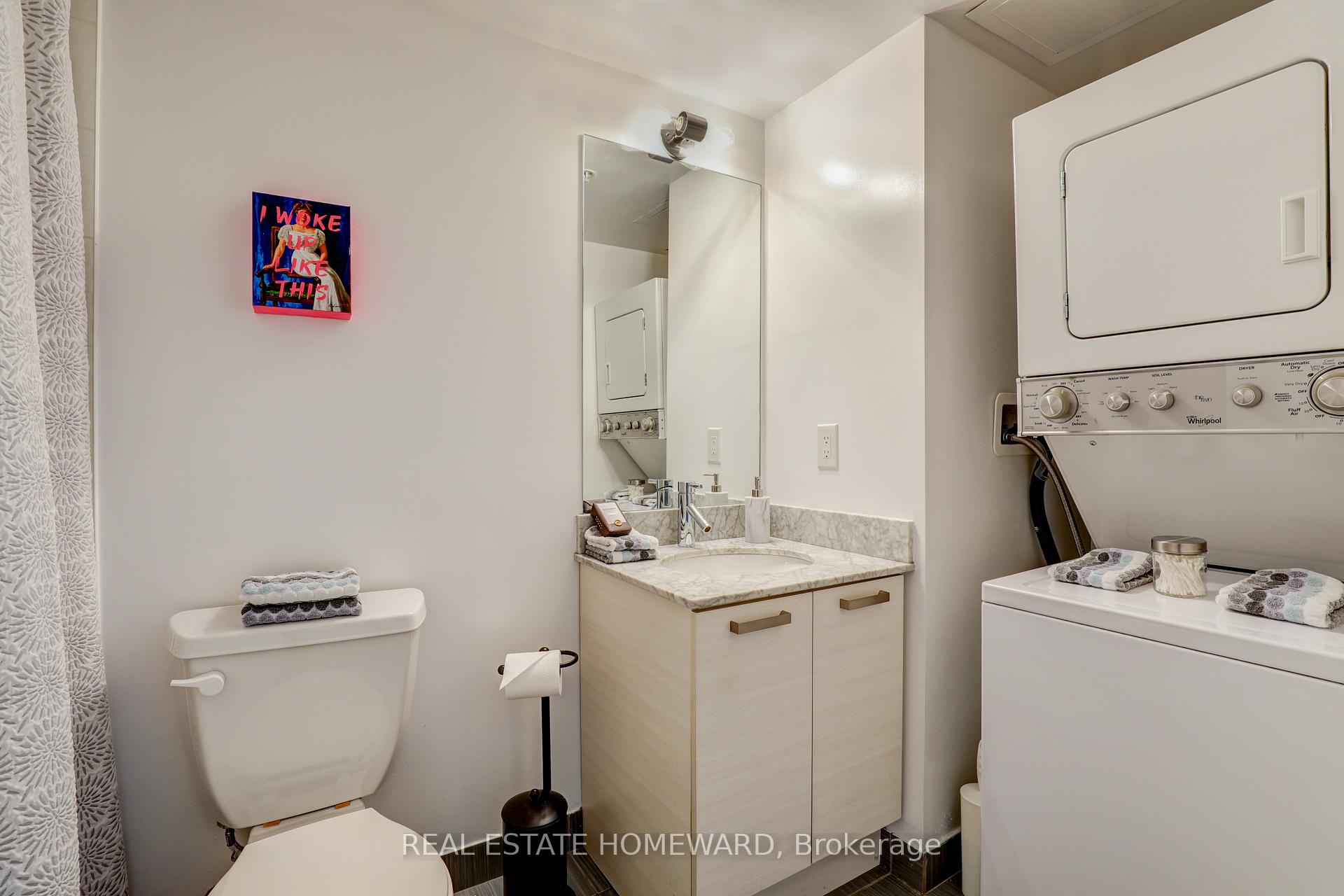 2 Bedrooms Condo at 68 Abell, Toronto For sale