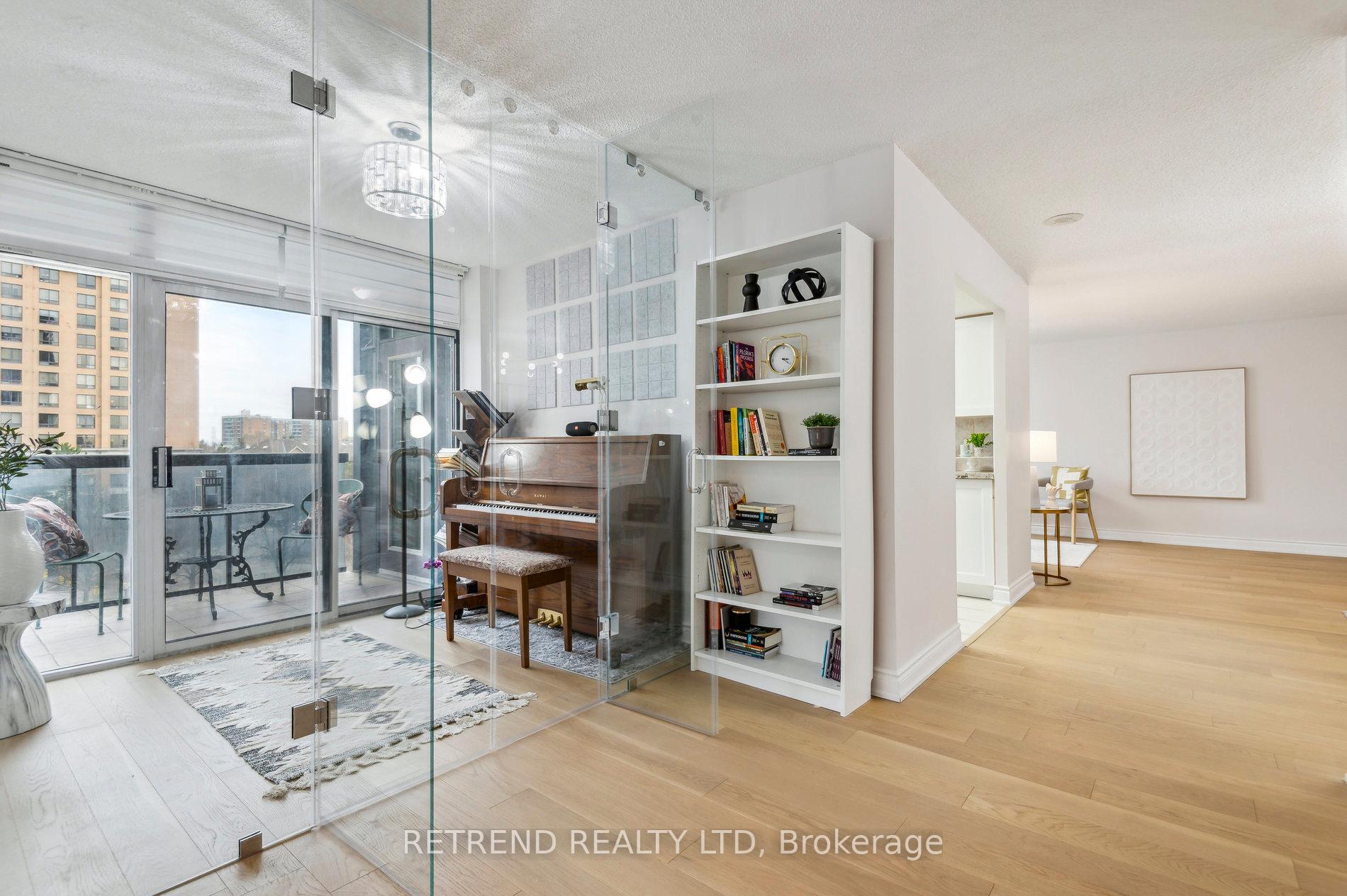 4 Bedrooms Condo at 880 Grandview,  Toronto For sale