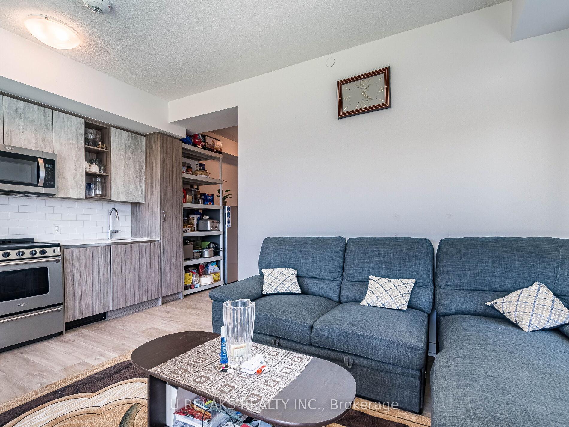 2 Bedrooms Condo at 251 Manitoba,  Toronto For sale