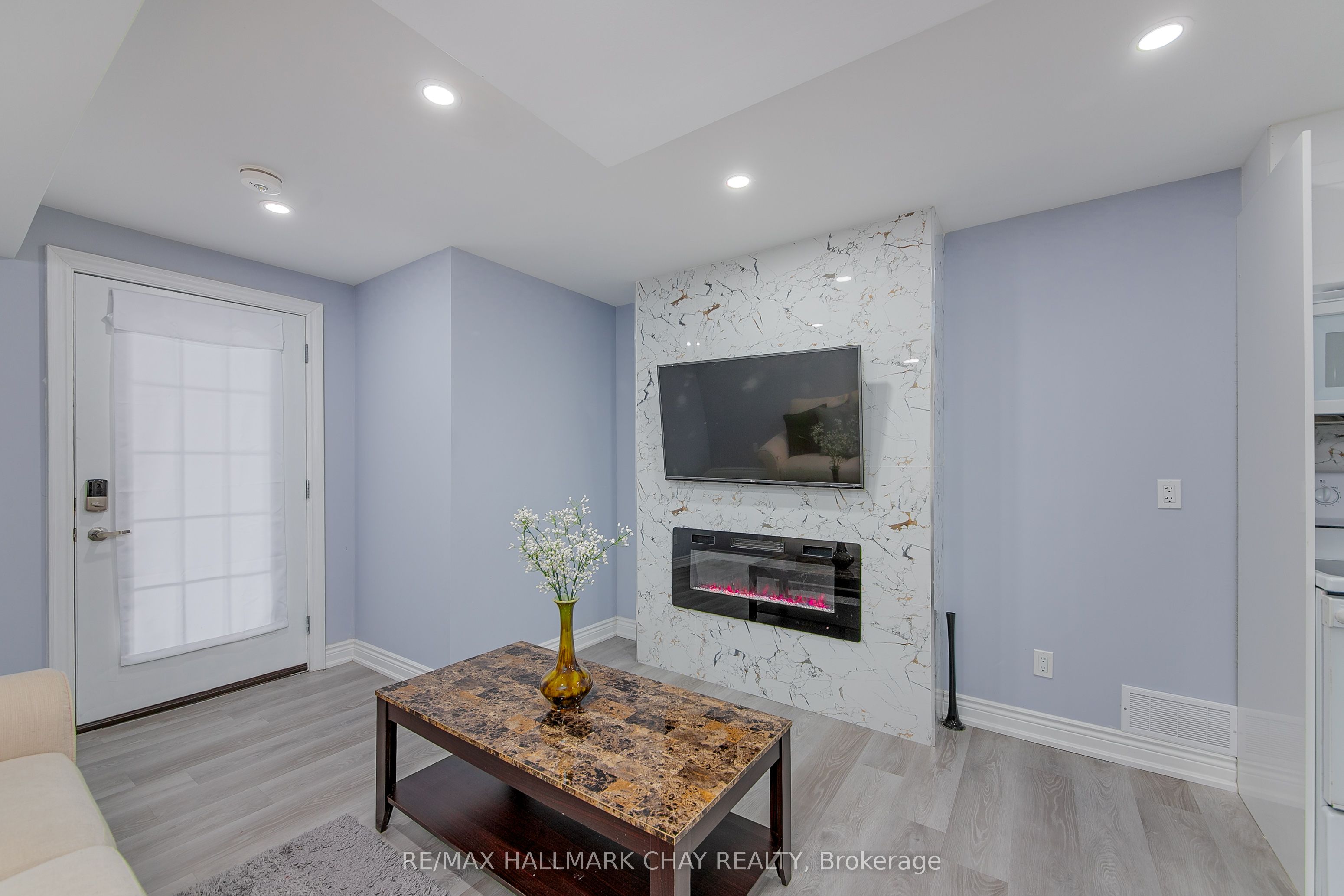 896 John Street, #B1