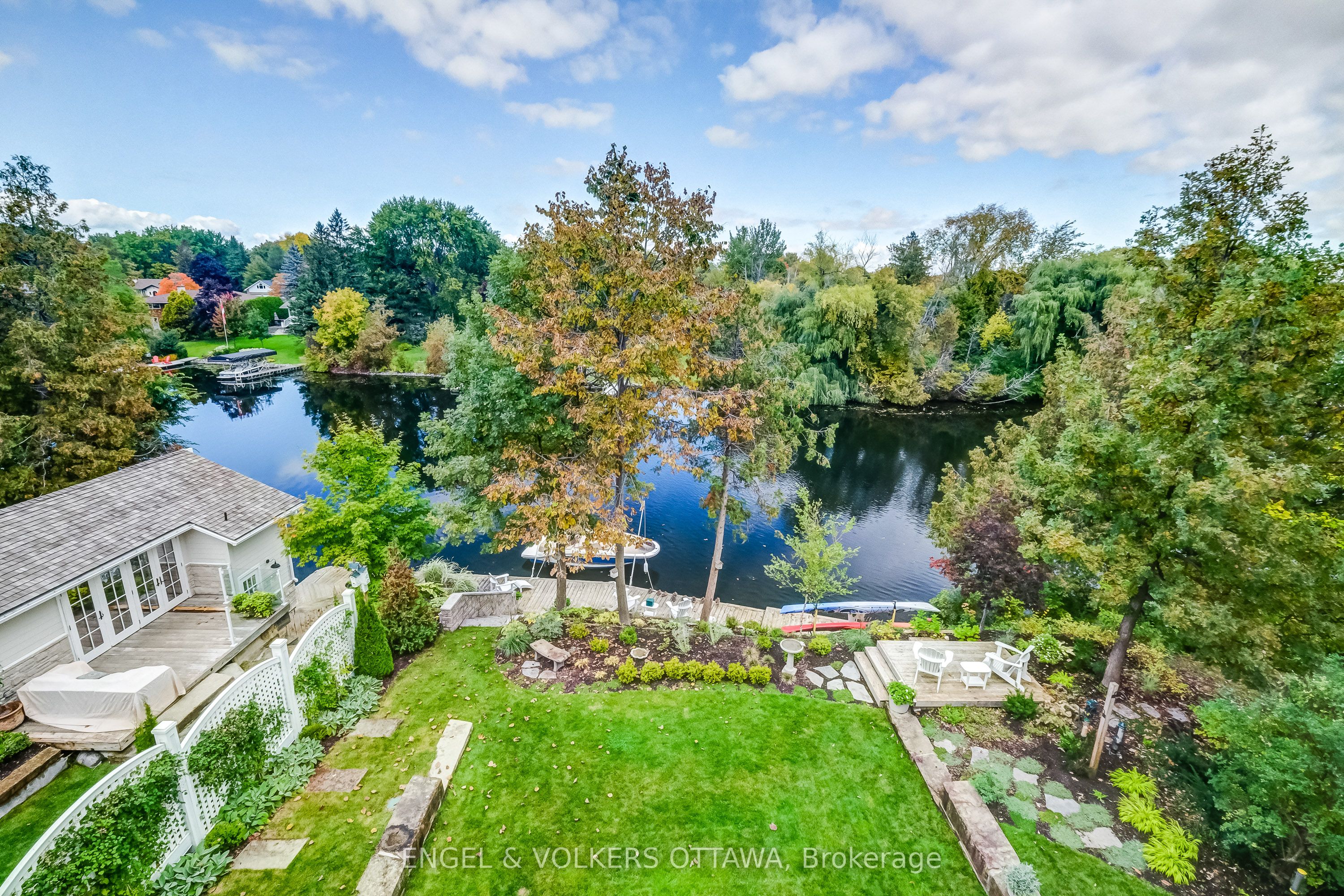 5651 HERWIG Place, Manotick - Kars - Rideau Twp and Area 8004 - Manotick South to Roger Stevens